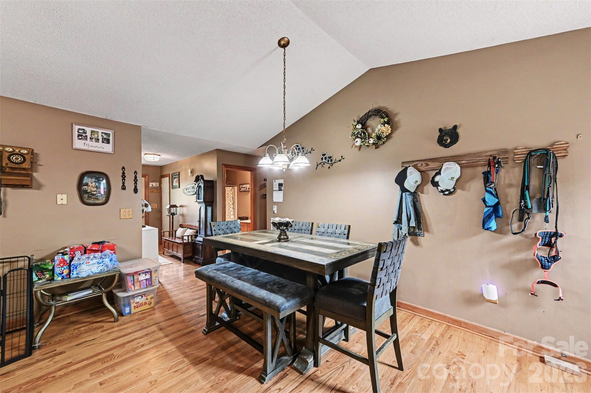 Single Family Residence at 3999 Fincher Road, Matthews, photo 13 of 48