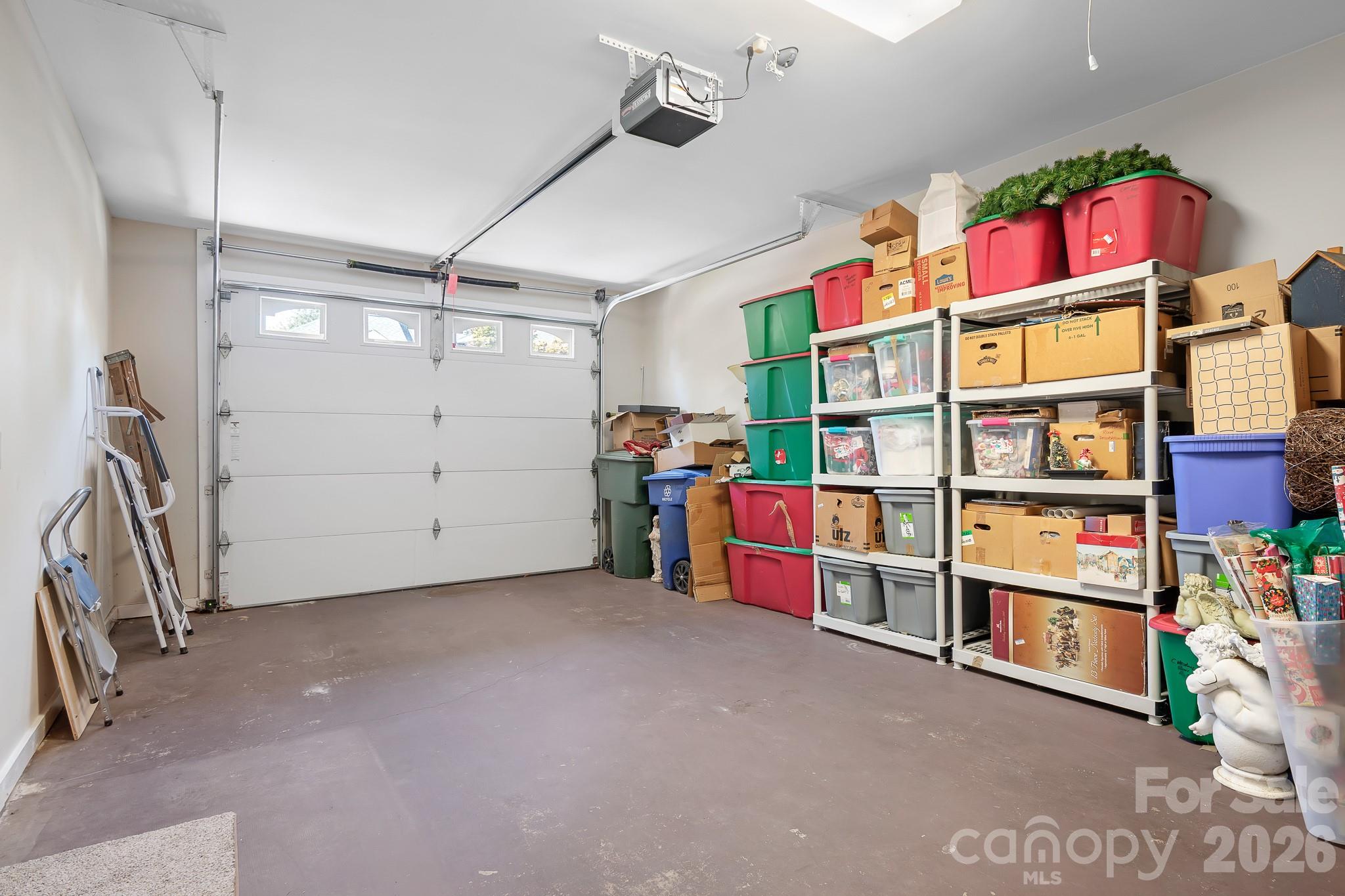 Garage - 215 Knops Nob Road, Mooresville
