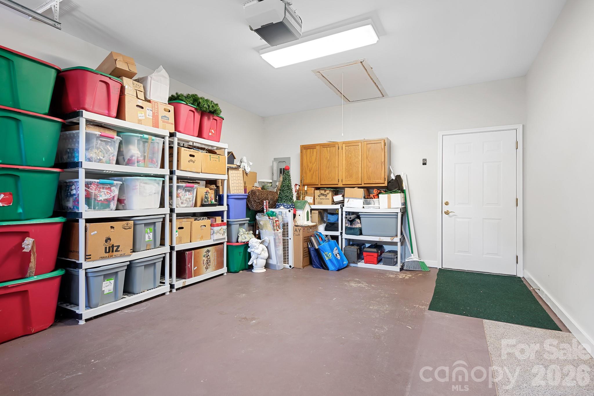 Garage - 215 Knops Nob Road, Mooresville
