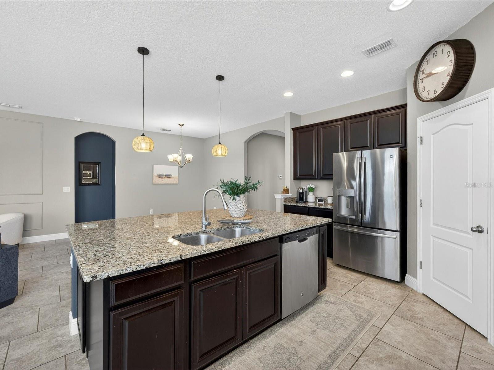 Single Family Residence at 120 WHIRLAWAY DR, DAVENPORT, photo 6 of 41