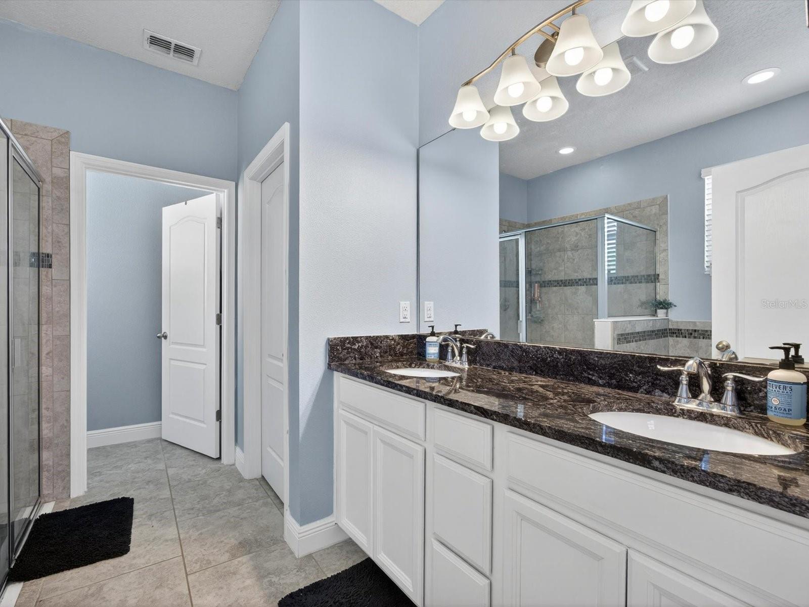 Single Family Residence at 120 WHIRLAWAY DR, DAVENPORT, photo 15 of 41