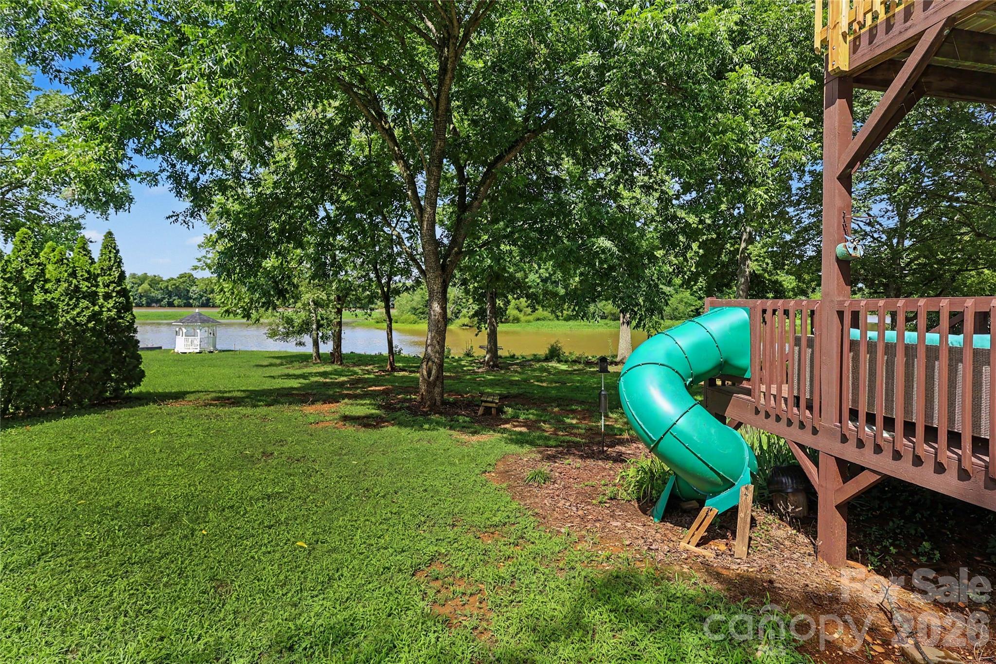 Single Family Residence at 294 Riverview Boulevard, Lexington, photo 35 of 43