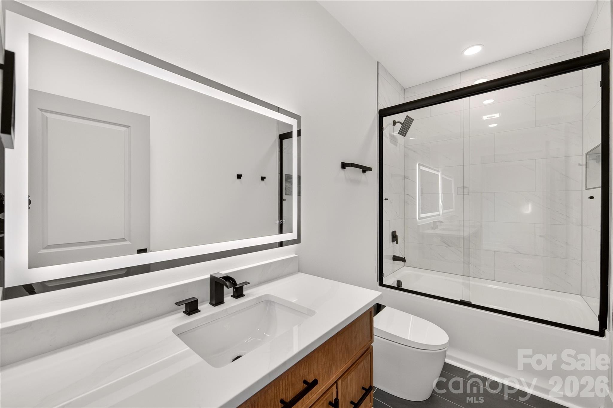 Bath - 3141 Brayland Avenue, Matthews