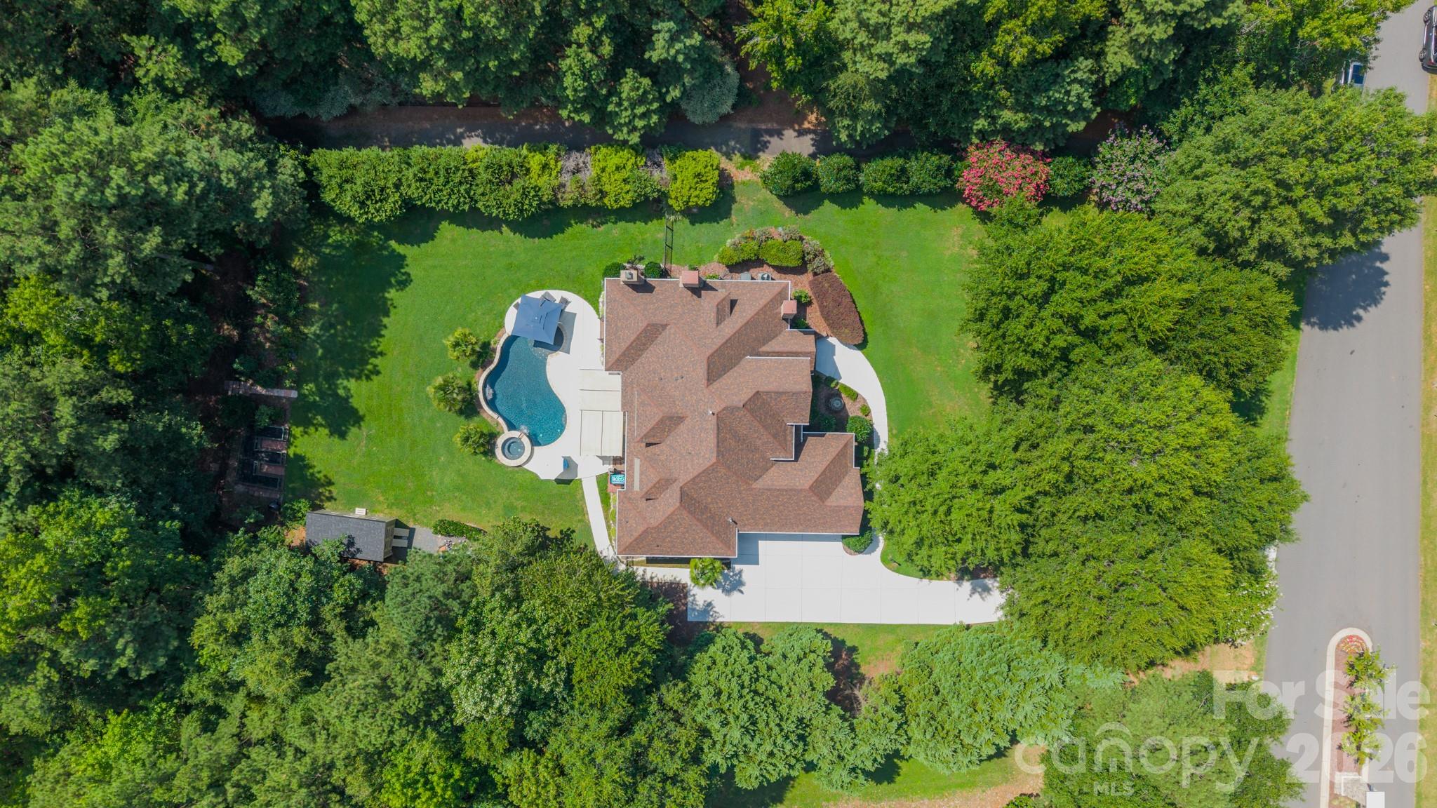 Single Family Residence at 215 Blue River Road, Lake Wylie, photo 5 of 48
