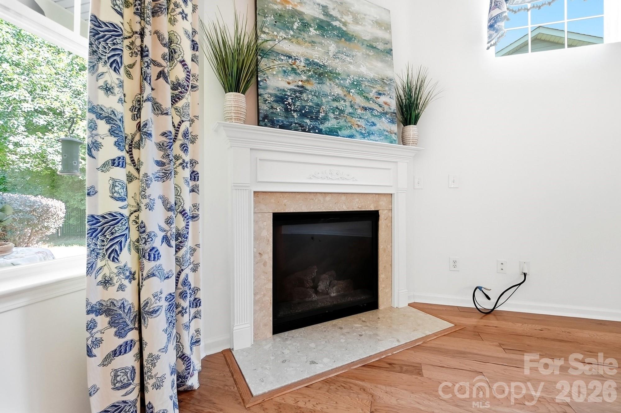 Gas fireplace - 3076 Streamhaven Drive, Fort Mill