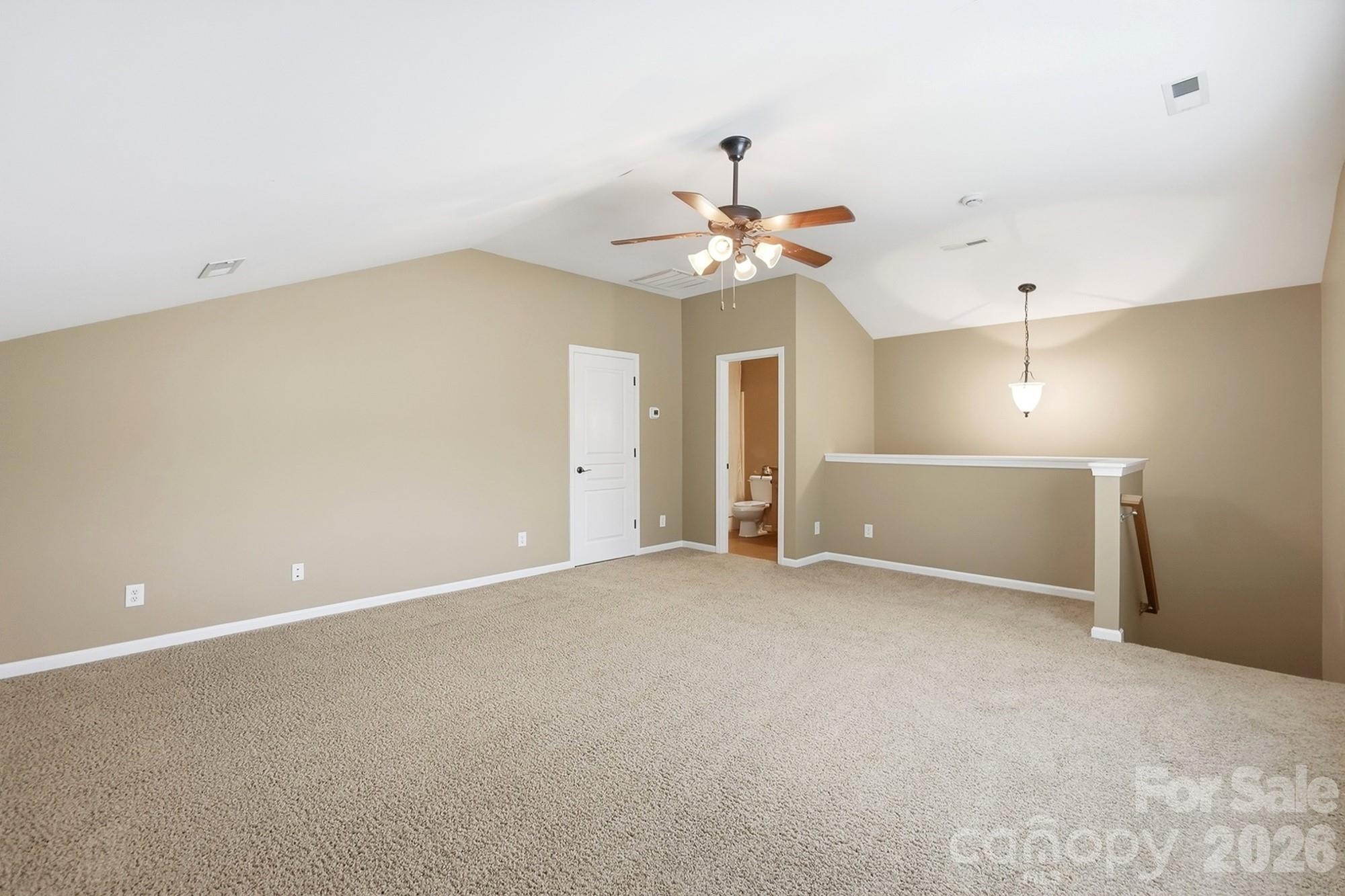 Single Family Residence at 3076 Streamhaven Drive, Fort Mill, photo 42 of 48