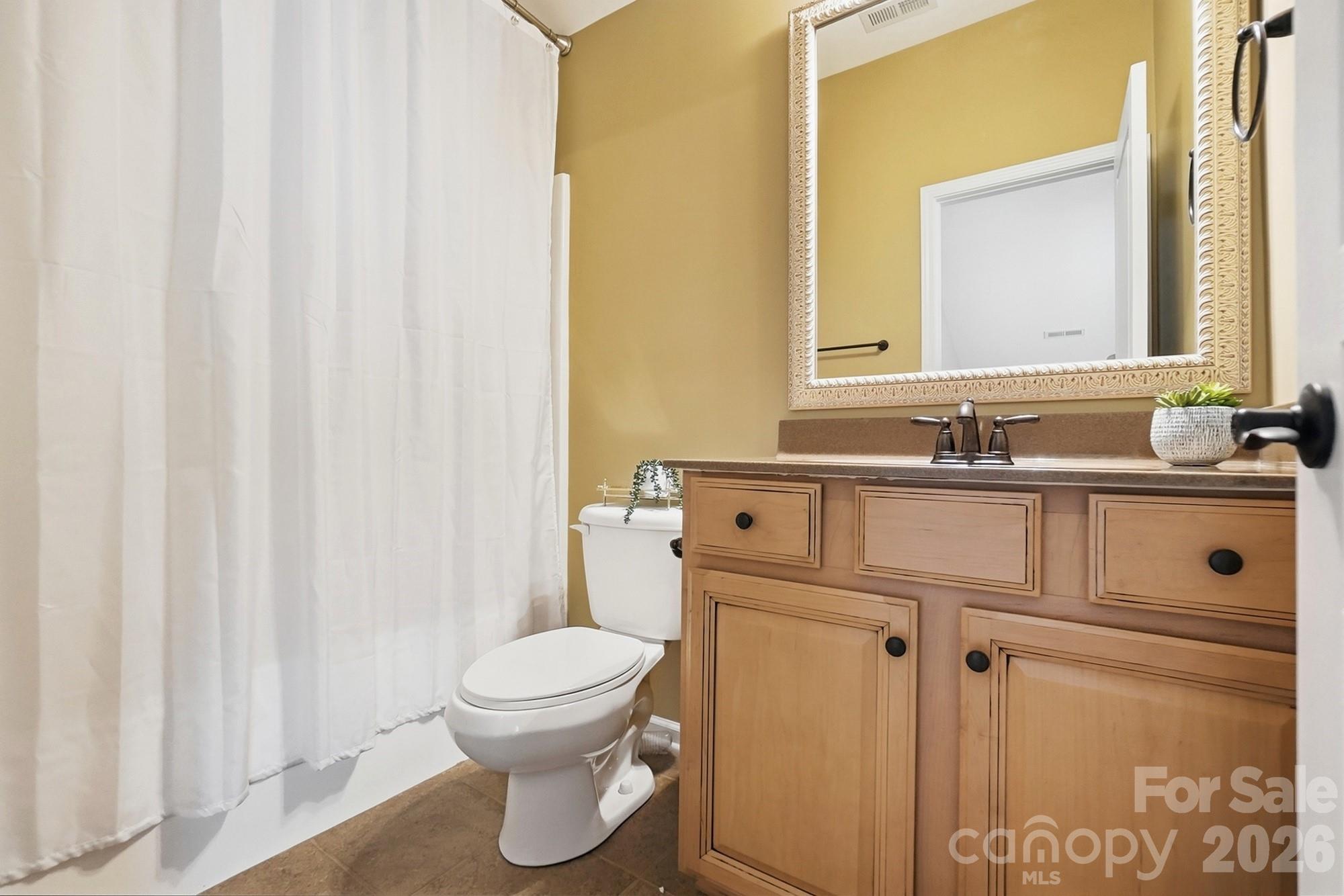 Guest Full Bath Upstairs - 3076 Streamhaven Drive, Fort Mill