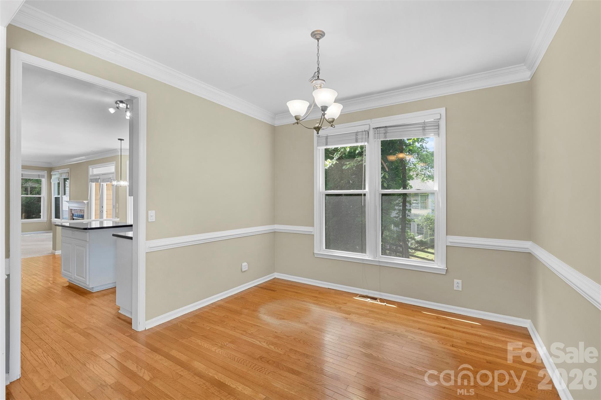 Single Family Residence at 8610 Forest Shadow Circle, Cornelius, photo 10 of 29
