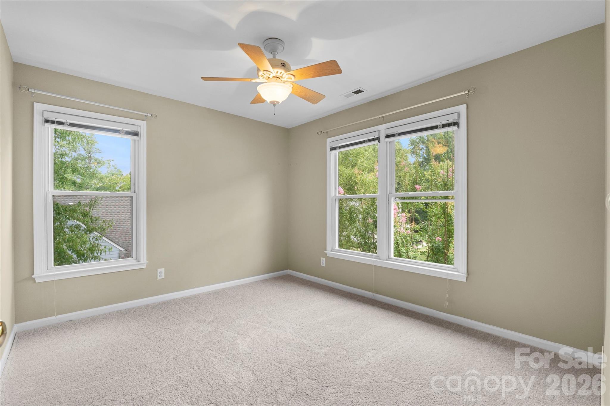 Single Family Residence at 8610 Forest Shadow Circle, Cornelius, photo 19 of 29