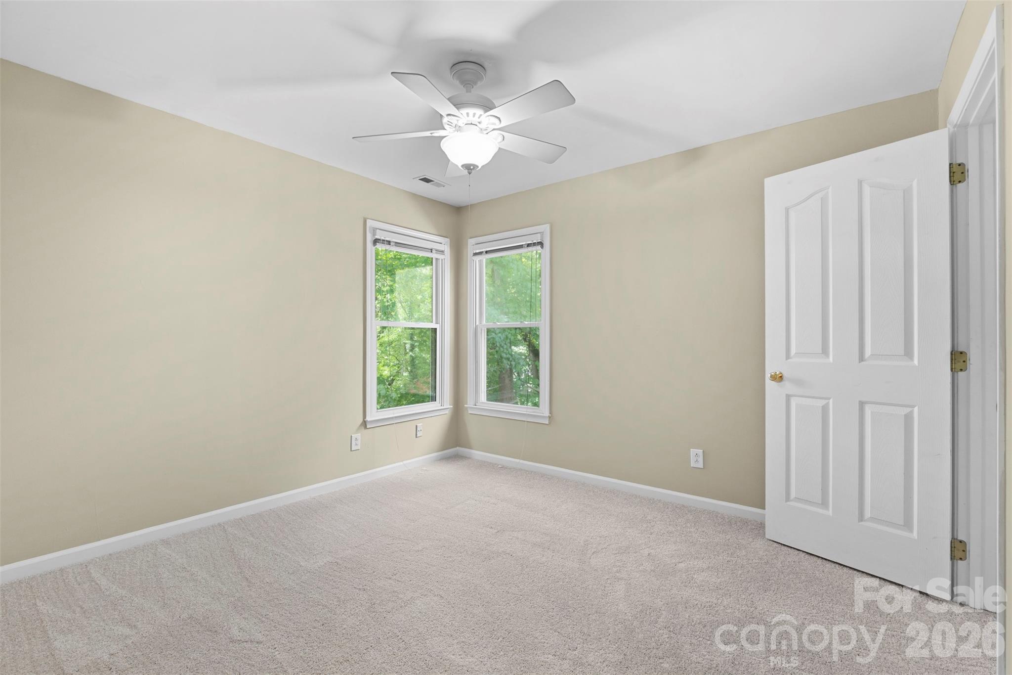 Single Family Residence at 8610 Forest Shadow Circle, Cornelius, photo 21 of 29
