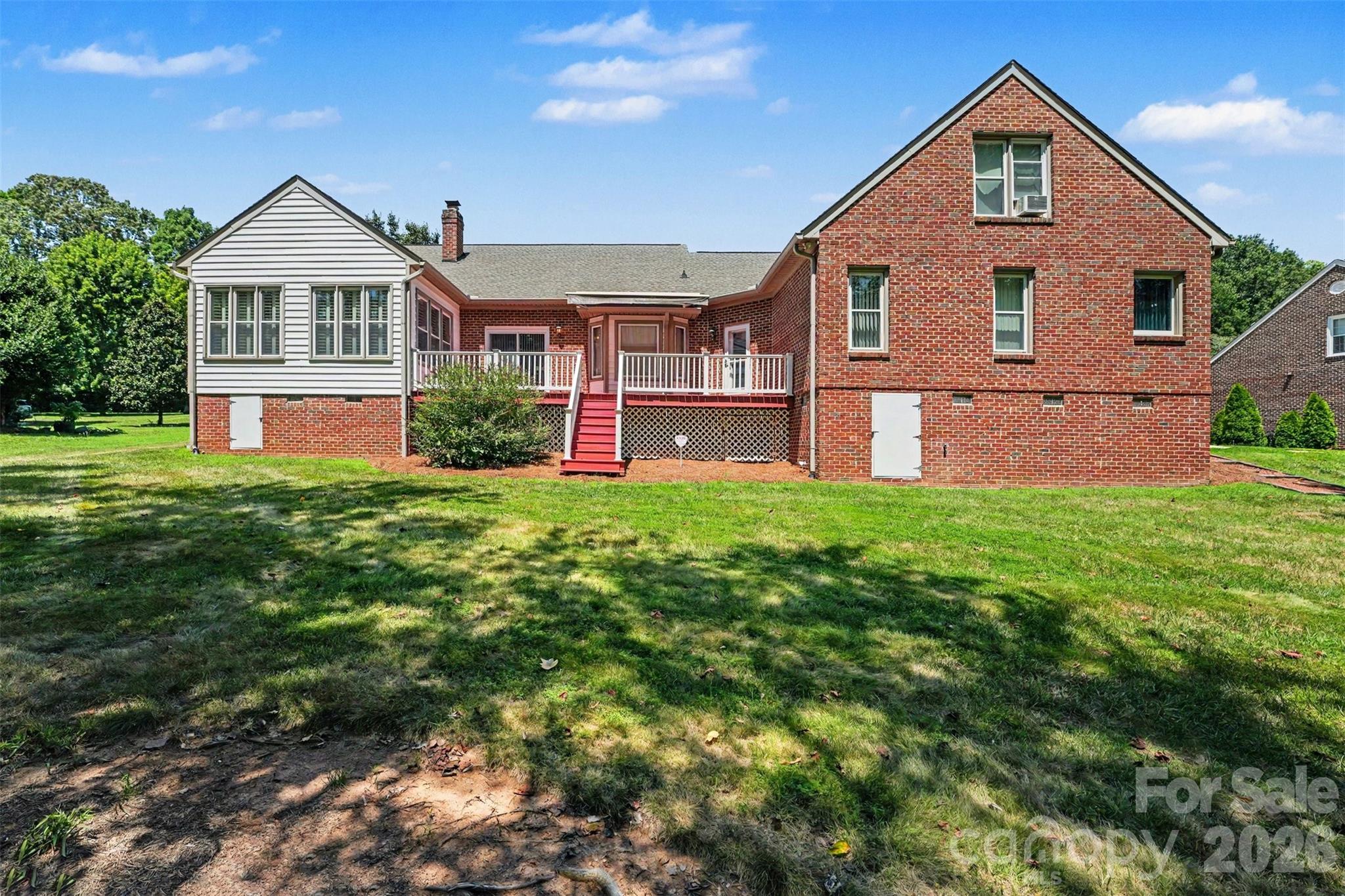 Single Family Residence at 1859 Wetherburn Drive, Kannapolis, photo 4 of 33