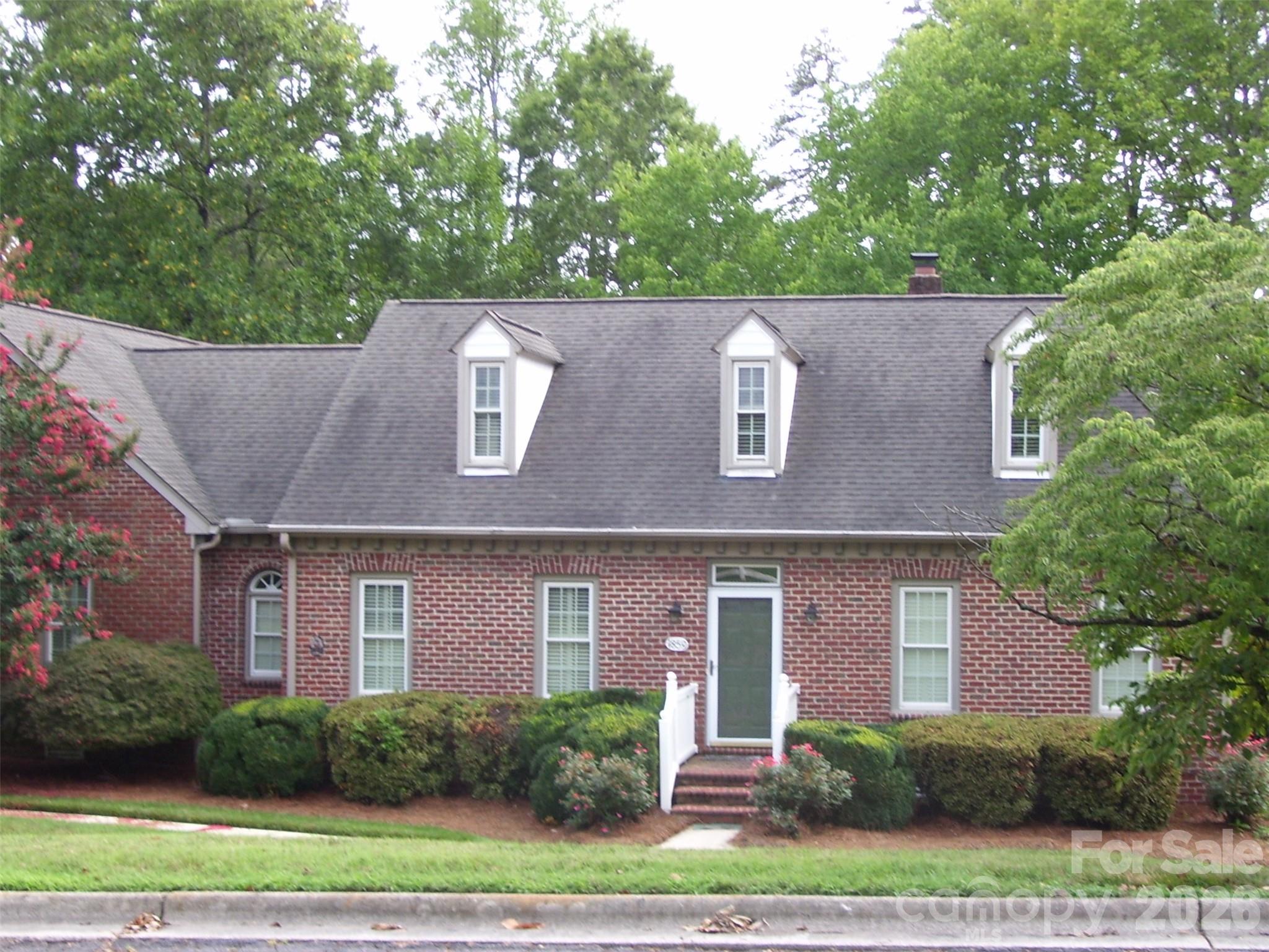 Single Family Residence at 1859 Wetherburn Drive, Kannapolis, photo 8 of 33