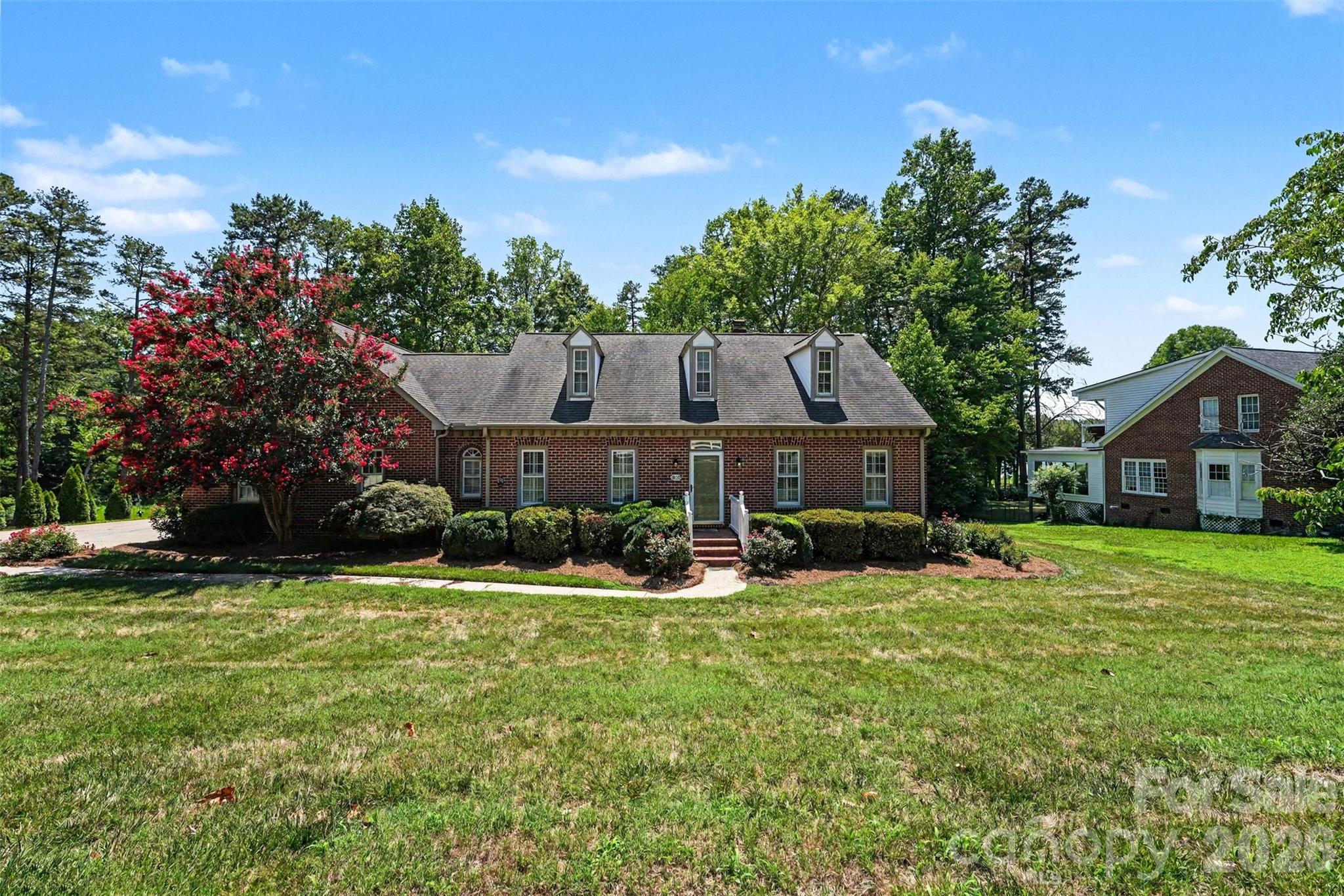 Single Family Residence at 1859 Wetherburn Drive, Kannapolis, photo 28 of 33