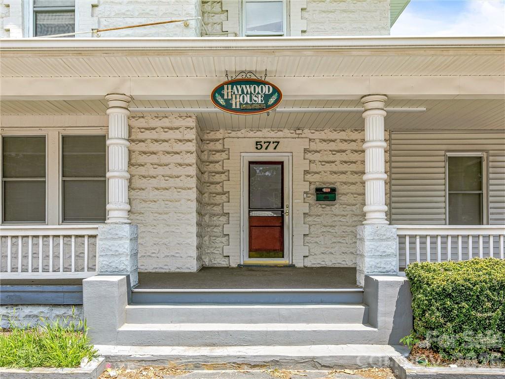 Retail at 575 Haywood Road, Asheville, photo 4 of 26