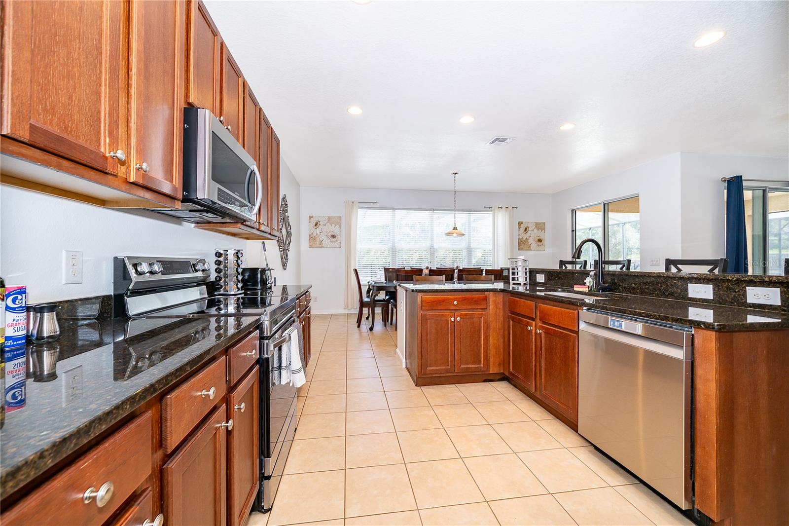 Kitchen 3 - 406 ORANGE COSMOS BLVD, DAVENPORT
