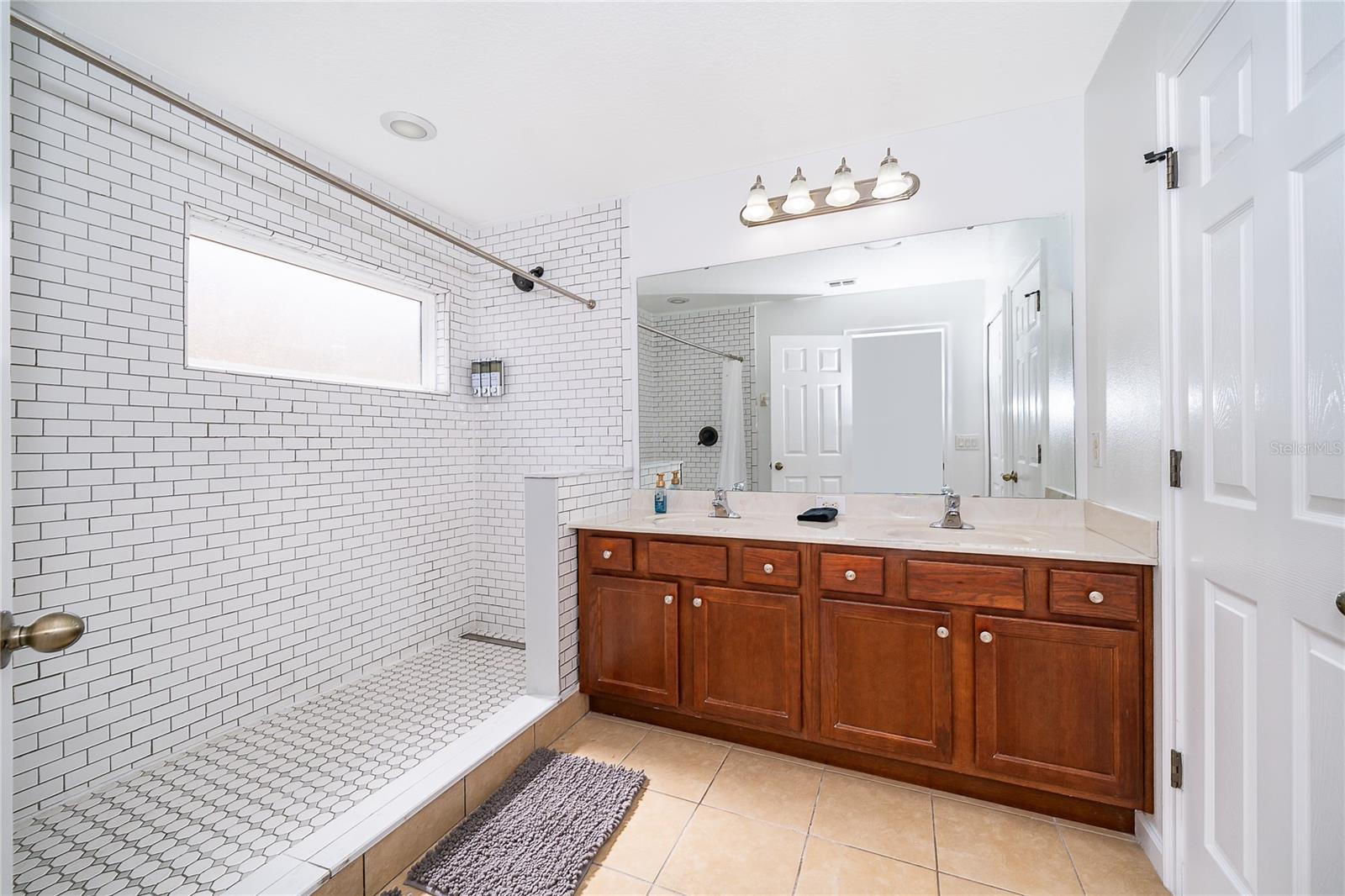 Primary  En-suite - 406 ORANGE COSMOS BLVD, DAVENPORT