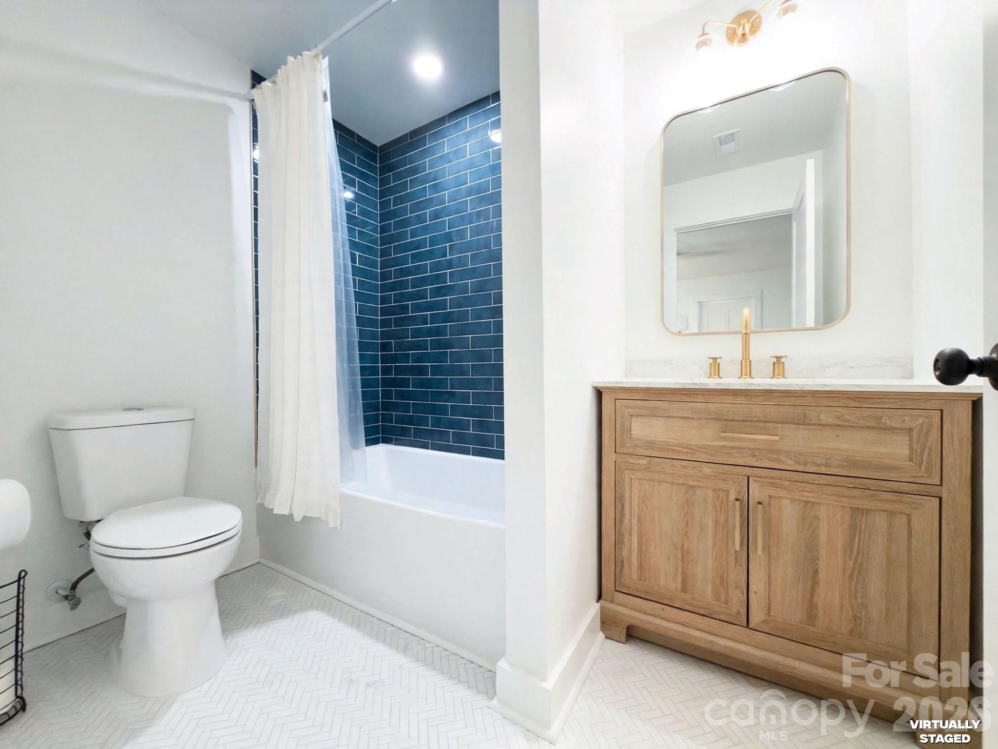 Single Family Residence at 215 Ridgewood Drive, Monroe, photo 22 of 42