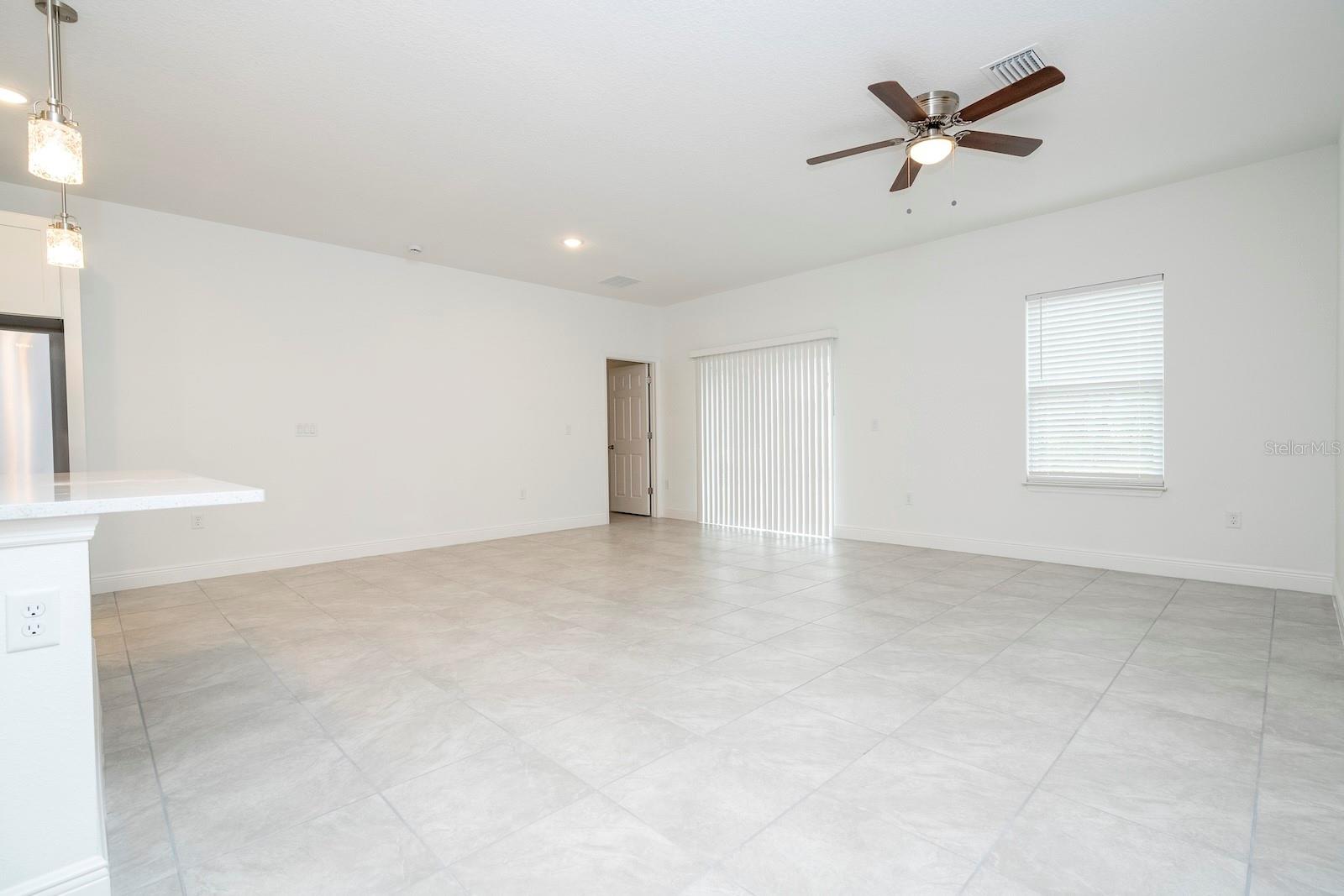 Model Home - 7811 N DARBY DR, DUNNELLON