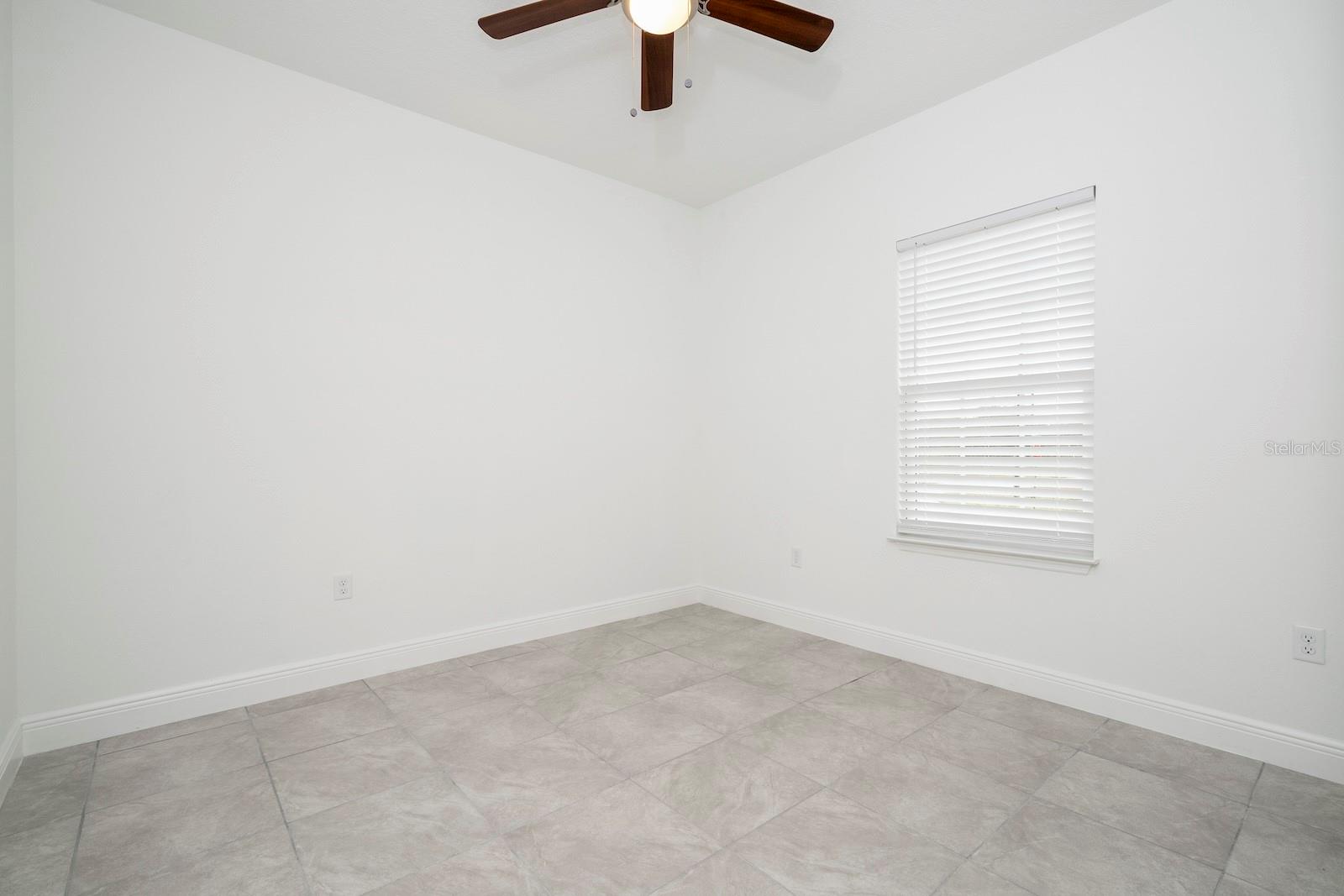 Model Home - 7811 N DARBY DR, DUNNELLON