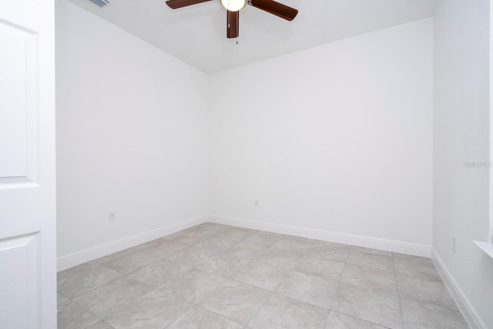 Model Home - 7811 N DARBY DR, DUNNELLON