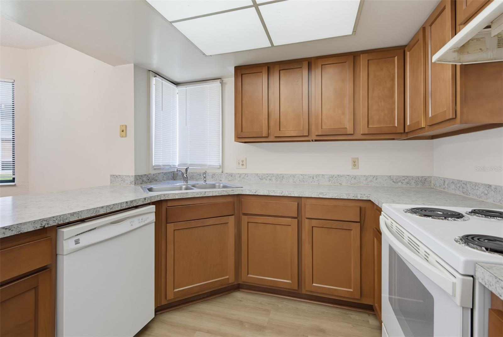 Condominium at 7 MID PINES CIR, PALM COAST, photo 10 of 33