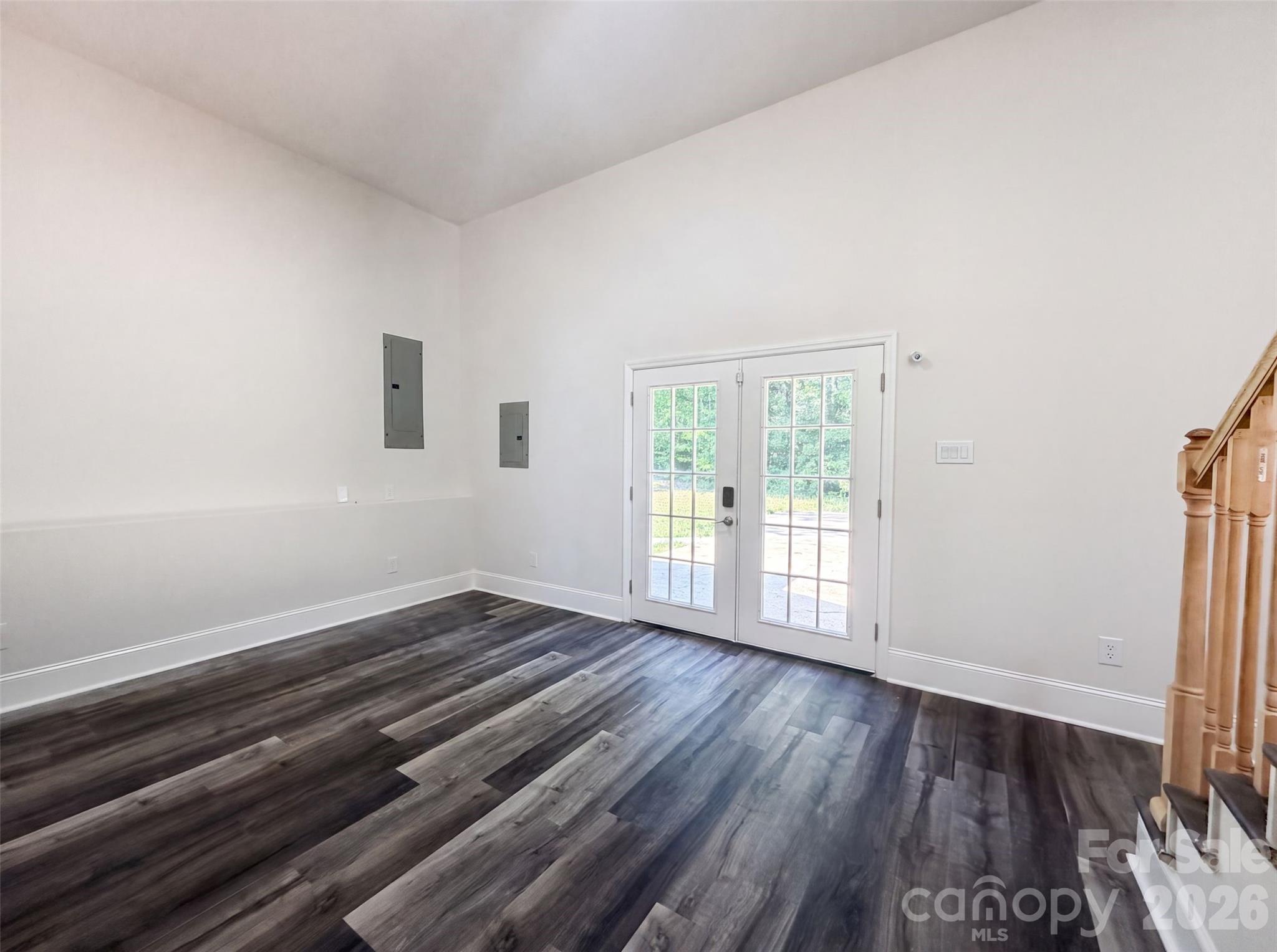 Single Family Residence at 502 Live Oaks Court, Fort Mill, photo 8 of 24