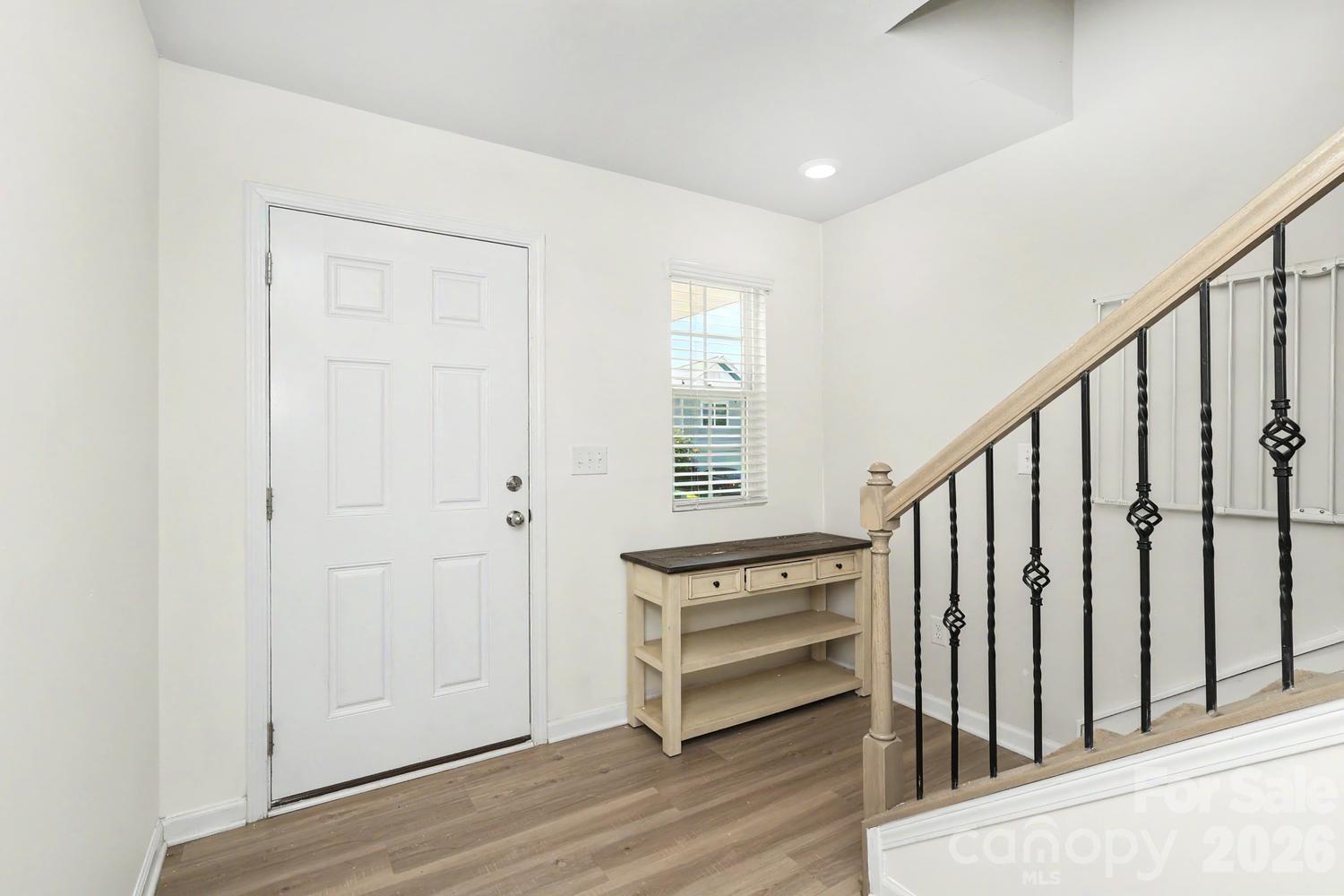 Single Family Residence at 1277 Bryson Lane, Denver, photo 2 of 31