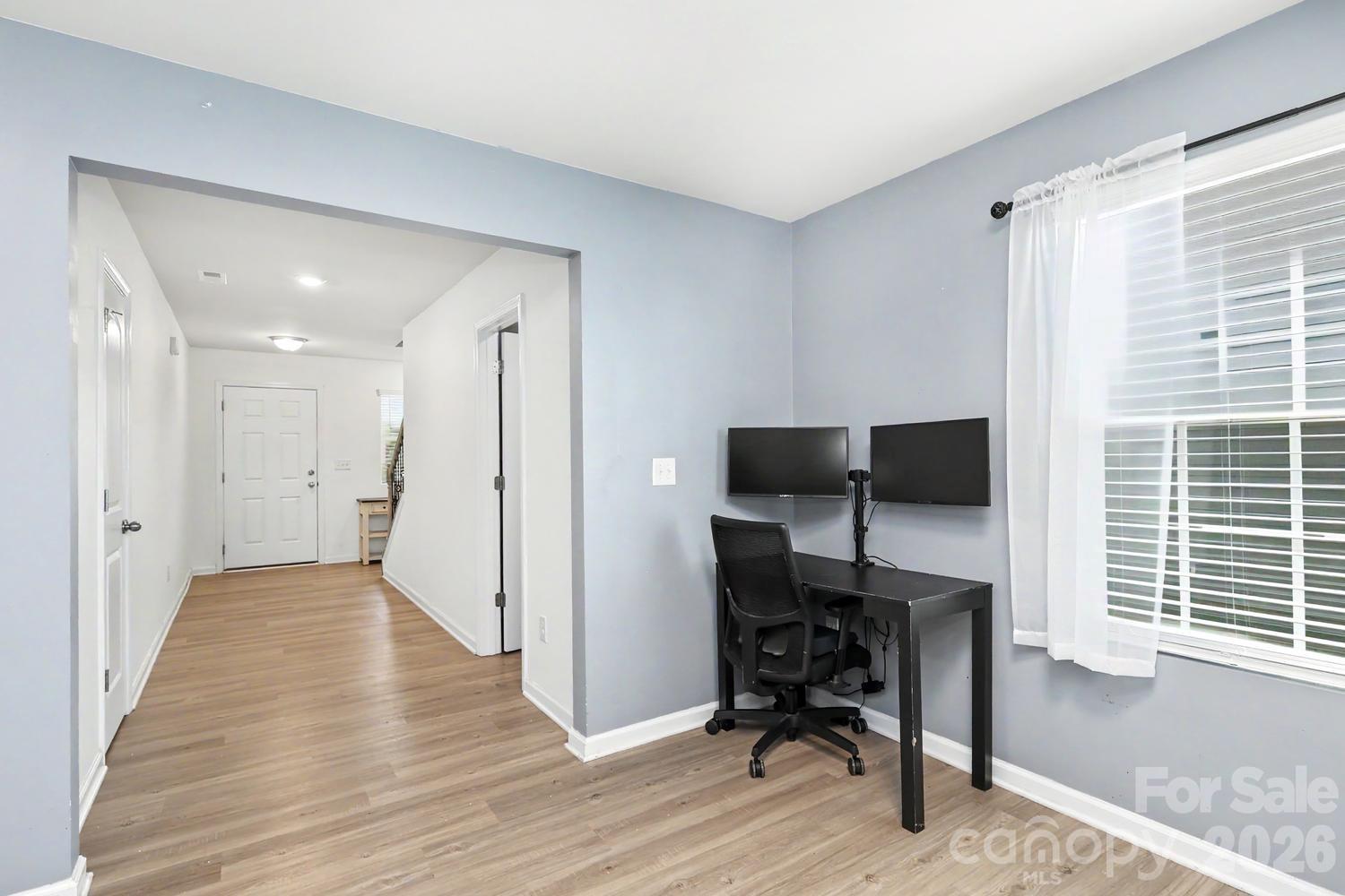 Single Family Residence at 1277 Bryson Lane, Denver, photo 3 of 31