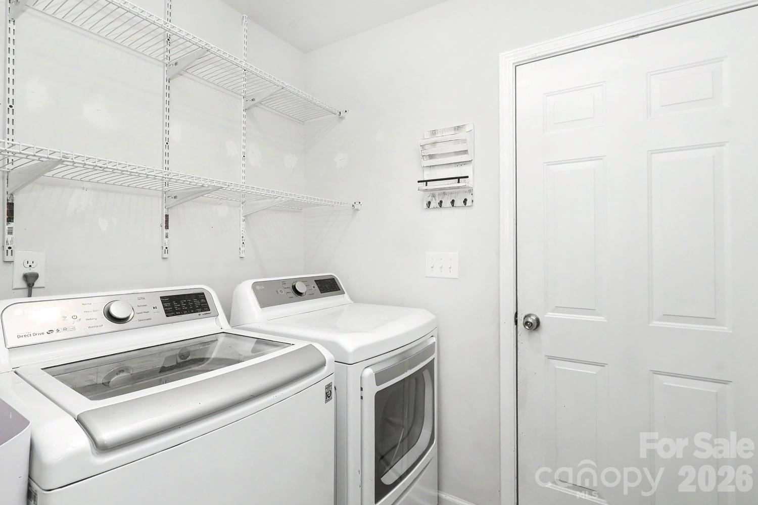Single Family Residence at 1277 Bryson Lane, Denver, photo 16 of 31