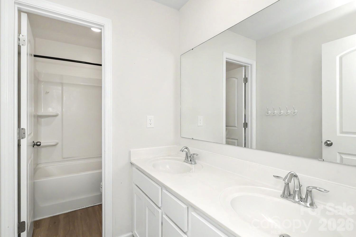 Single Family Residence at 1277 Bryson Lane, Denver, photo 21 of 31