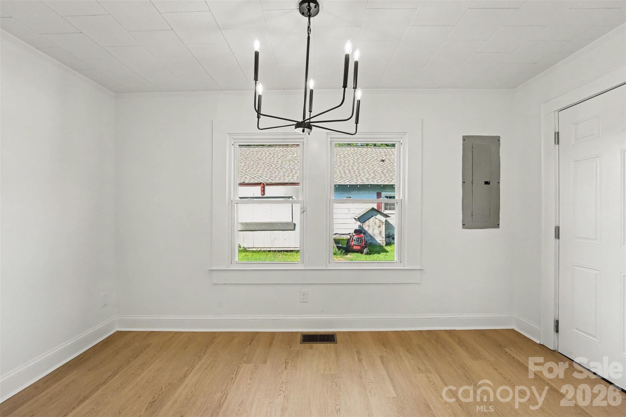 Single Family Residence at 115 Autumn Leaf Road, Troutman, photo 10 of 18