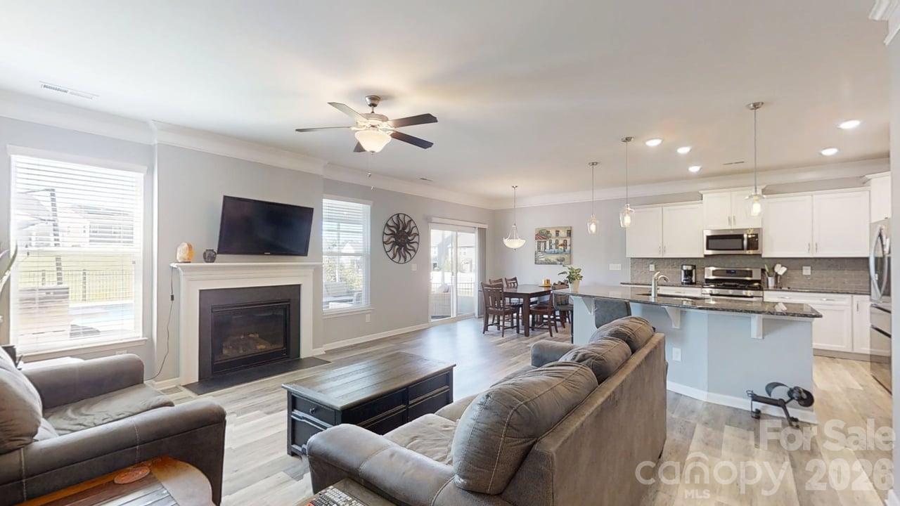 Single Family Residence at 111 Lantern Acres Drive, Mooresville, photo 3 of 26