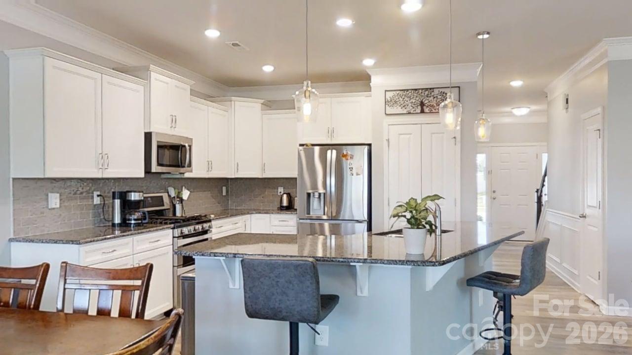 Single Family Residence at 111 Lantern Acres Drive, Mooresville, photo 5 of 26