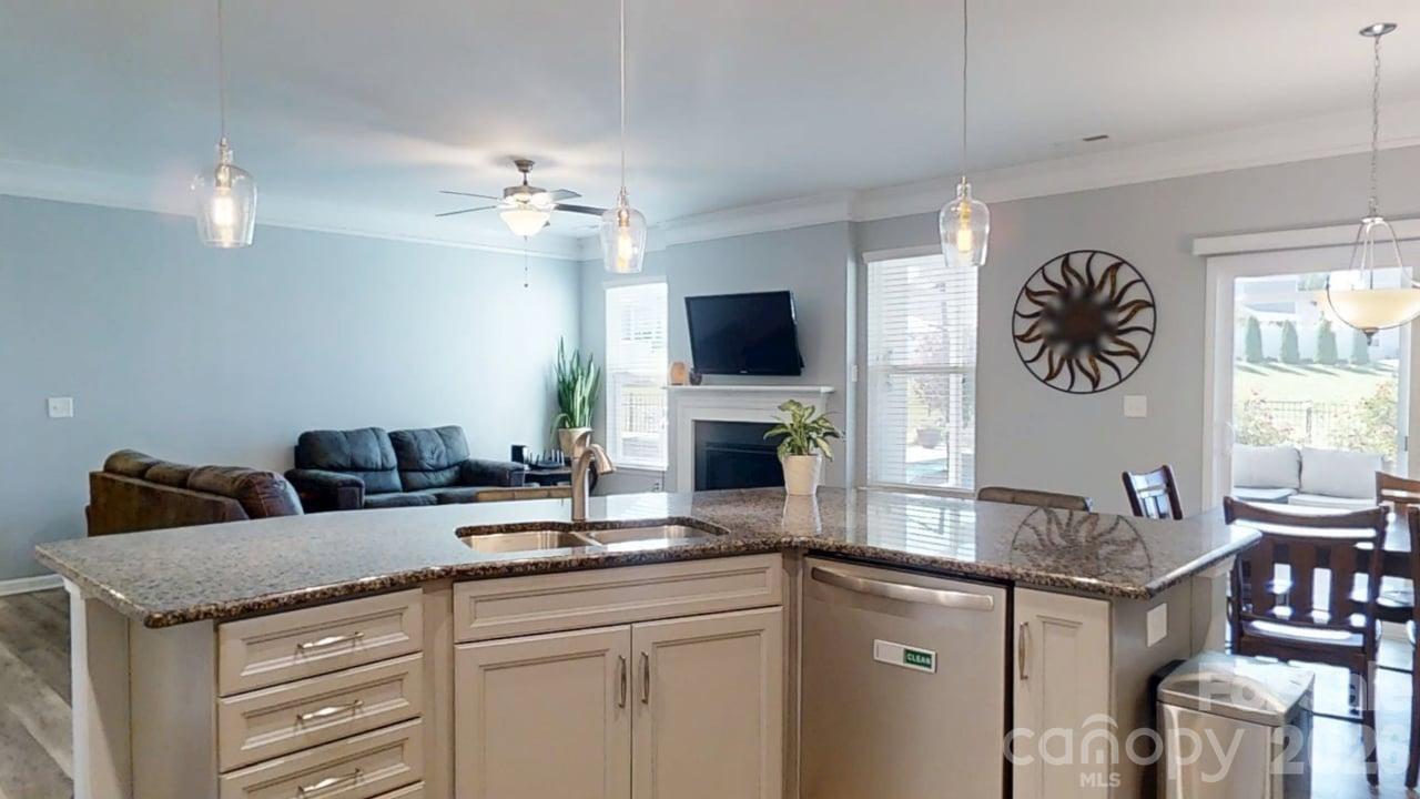 Single Family Residence at 111 Lantern Acres Drive, Mooresville, photo 6 of 26
