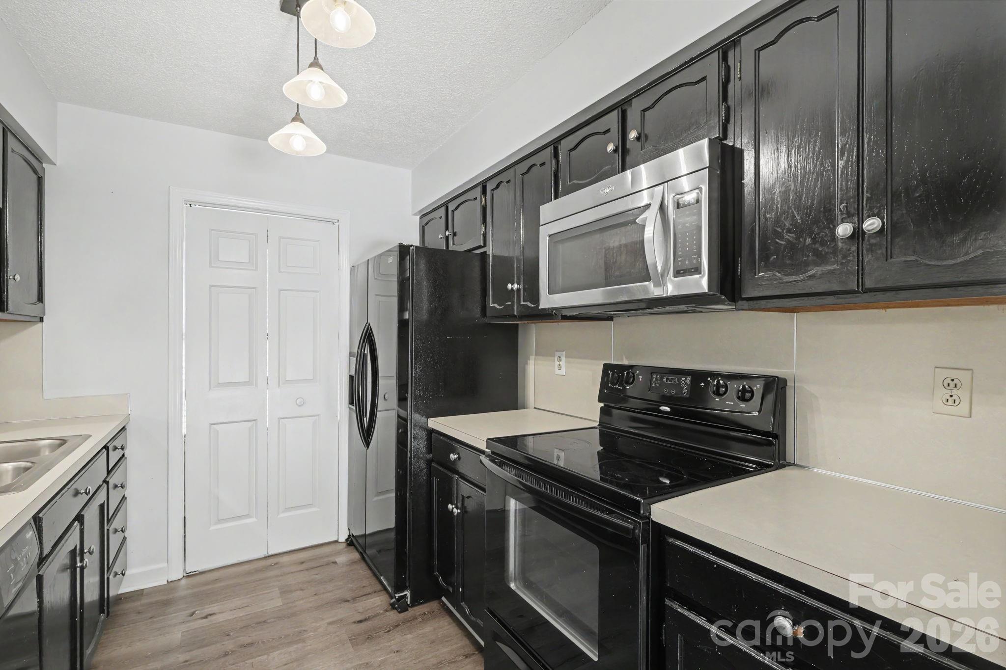 Condominium at 988 Cranberry Circle, Fort Mill, photo 9 of 25
