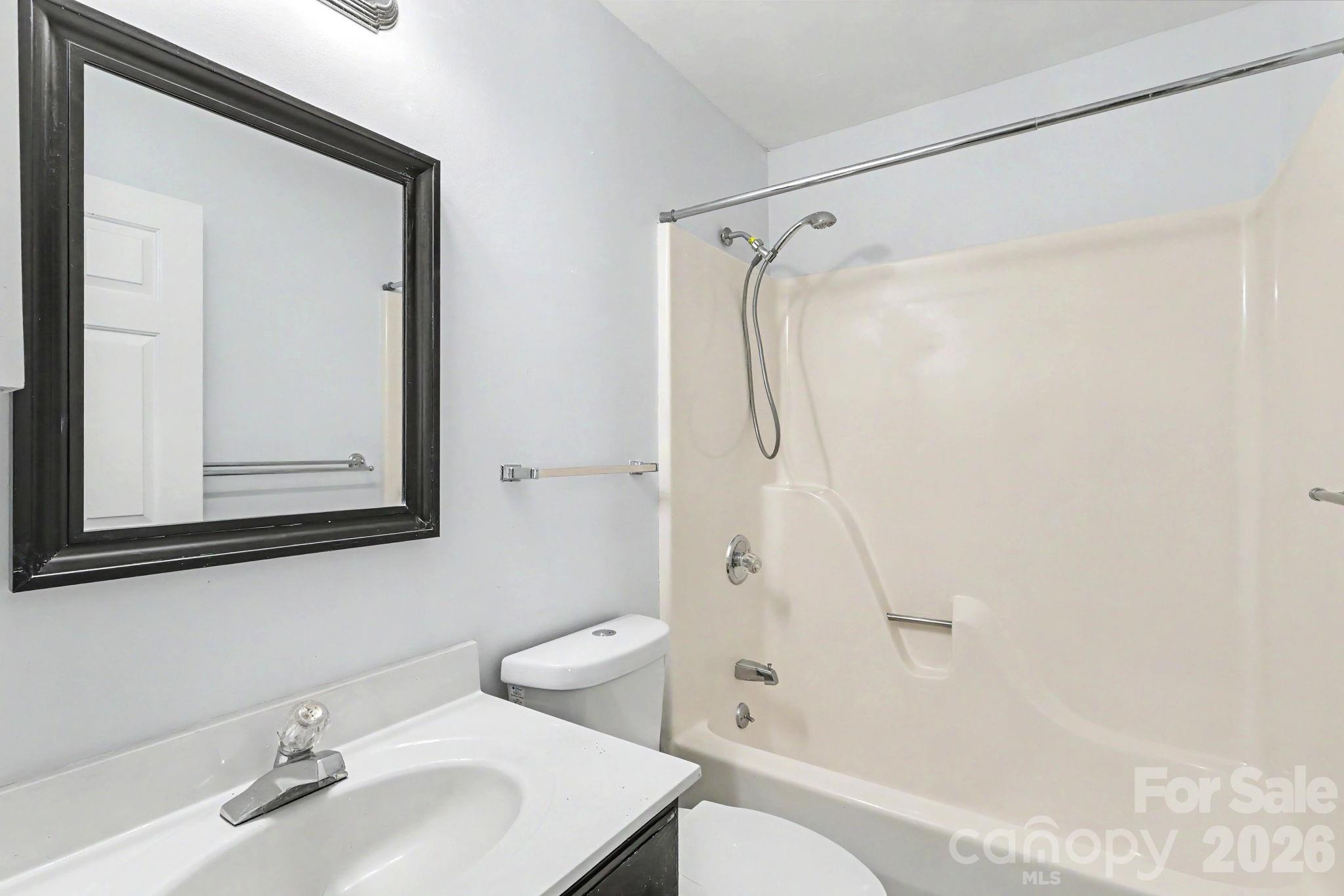 Condominium at 988 Cranberry Circle, Fort Mill, photo 17 of 25