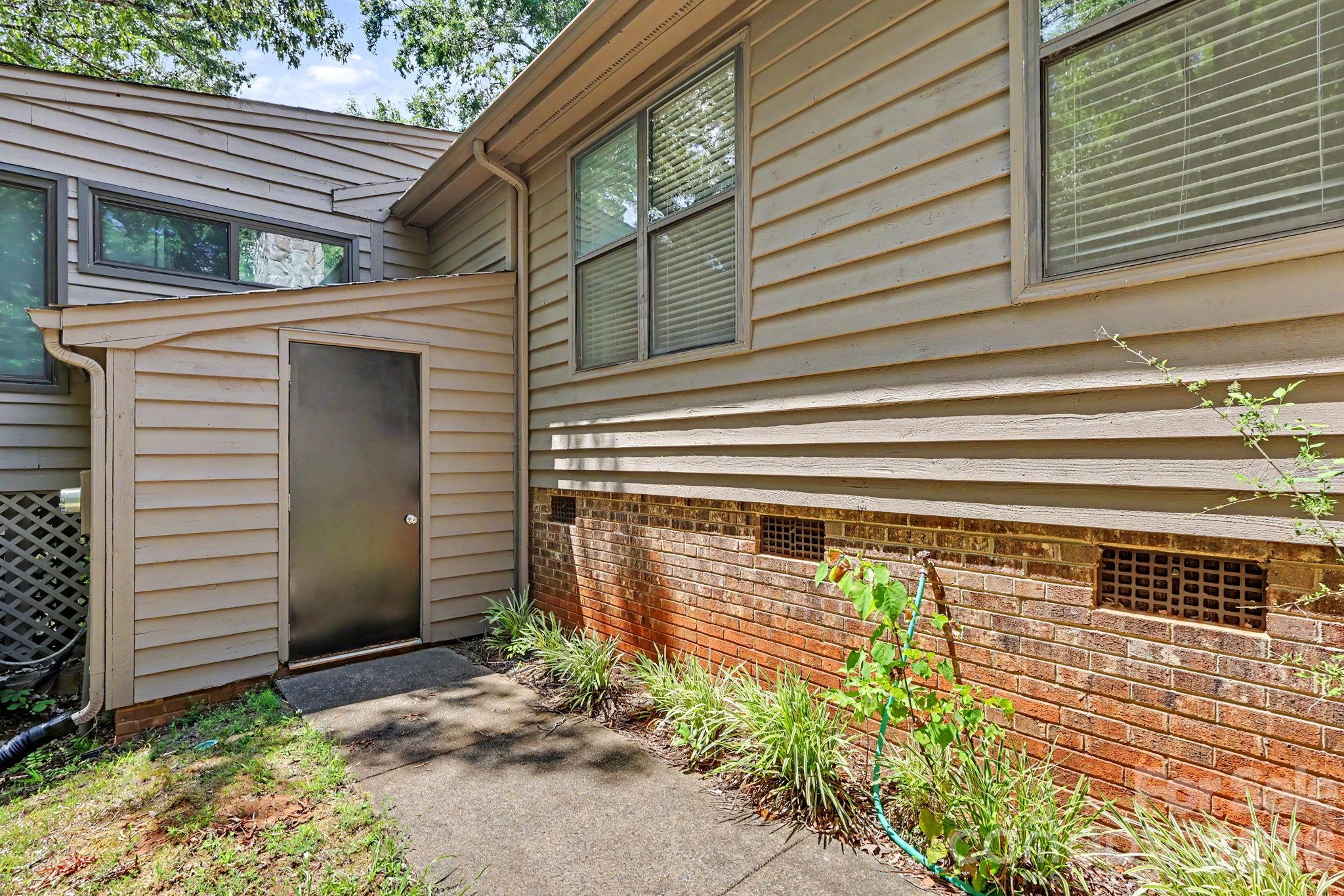Condominium at 988 Cranberry Circle, Fort Mill, photo 21 of 25