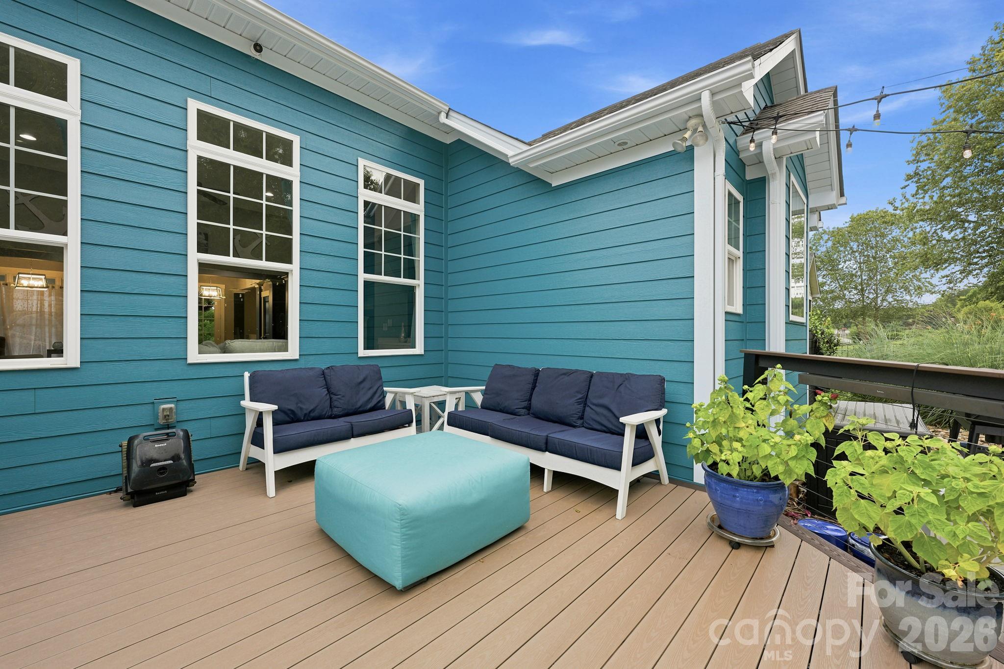 Single Family Residence at 6957 Pin Oaks Drive, Denver, photo 35 of 47