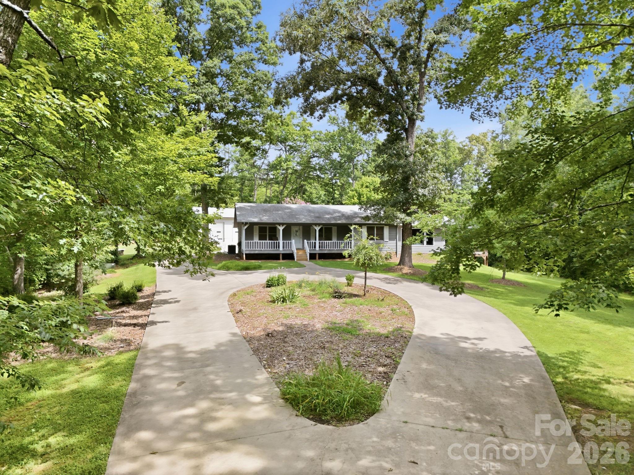 Single Family Residence at 798 Worley Road, Marion, photo 2 of 47