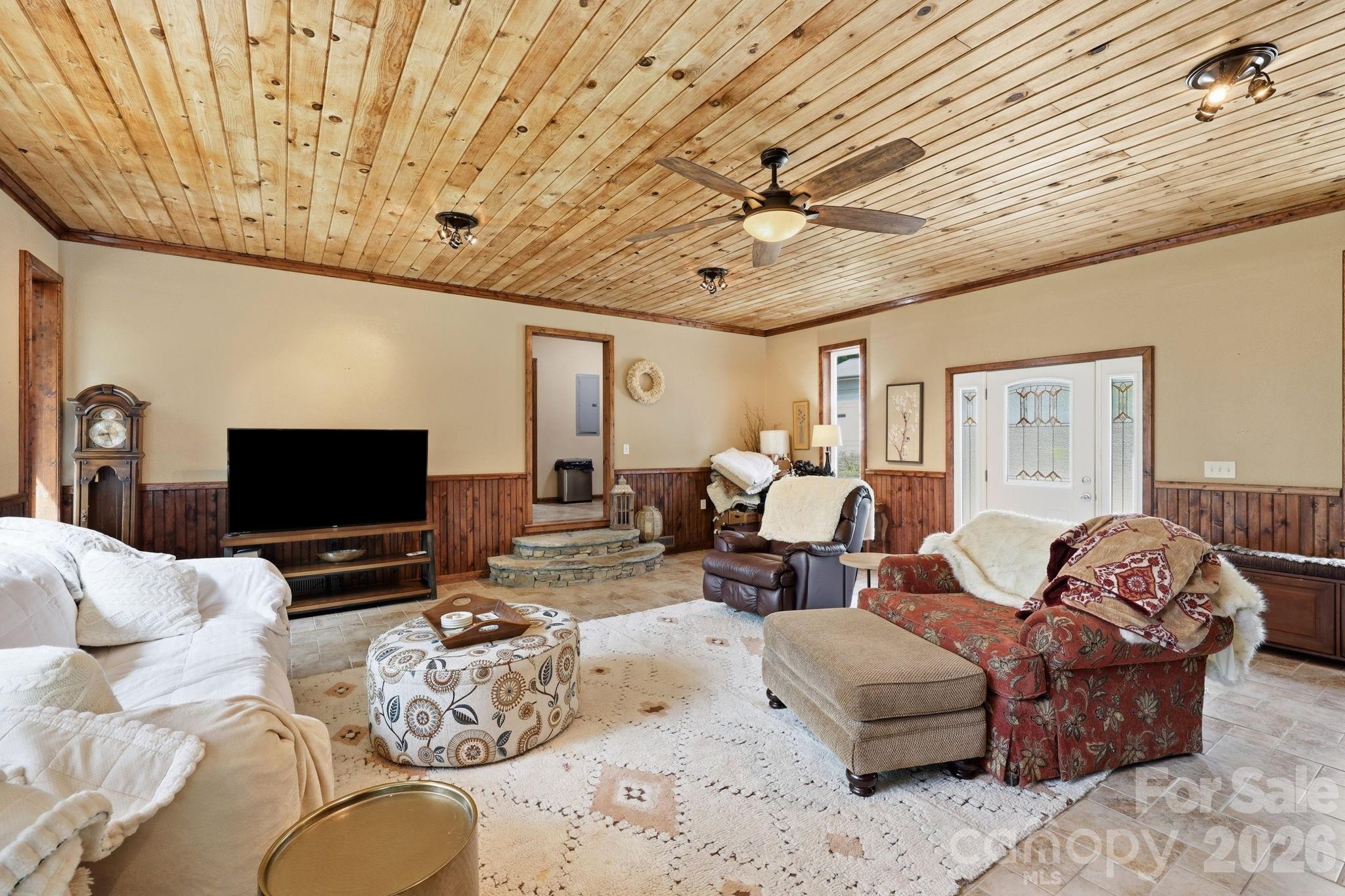 Single Family Residence at 798 Worley Road, Marion, photo 16 of 47