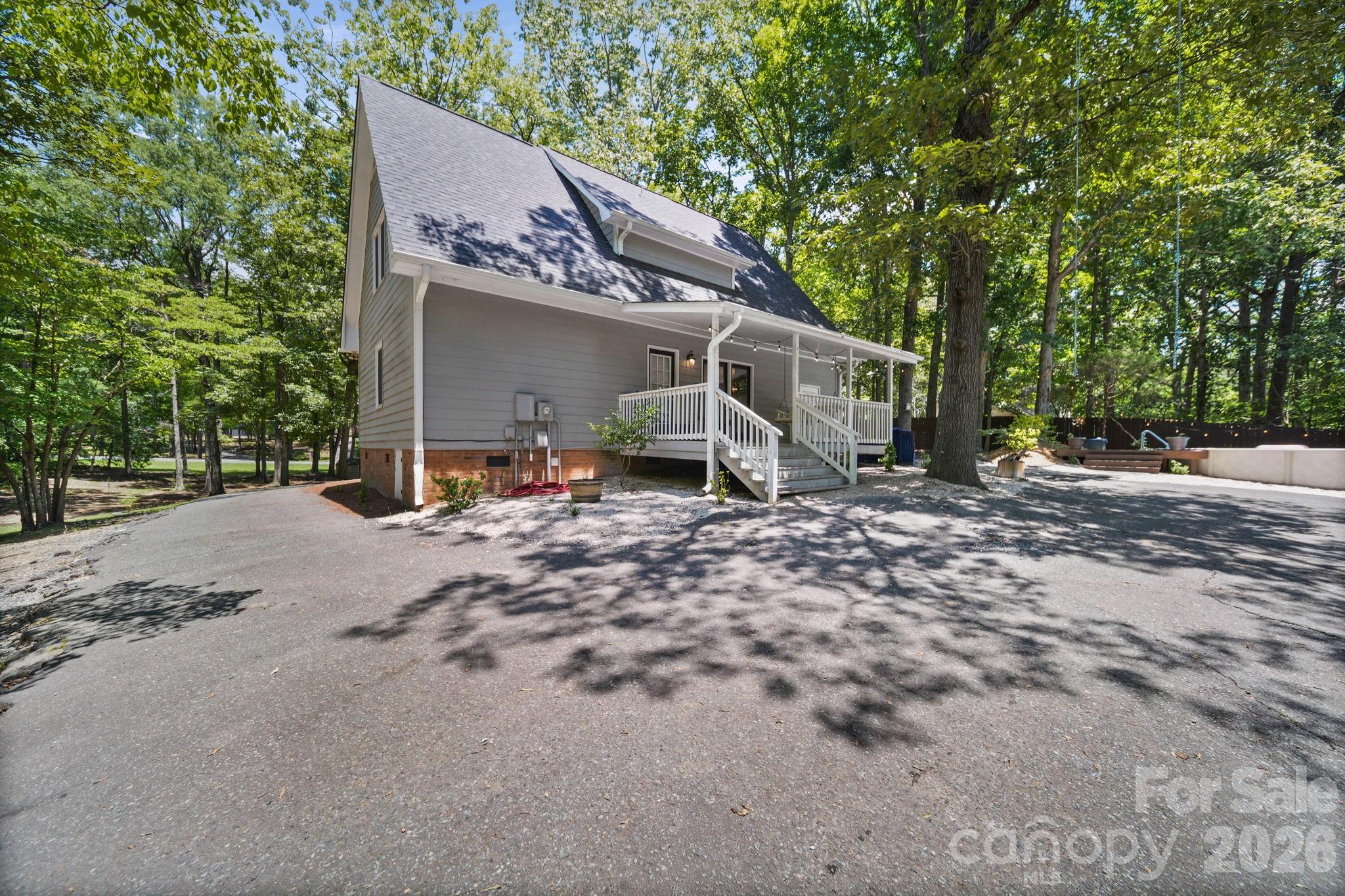 Single Family Residence at 619 Cedarwood Drive, Monroe, photo 3 of 23