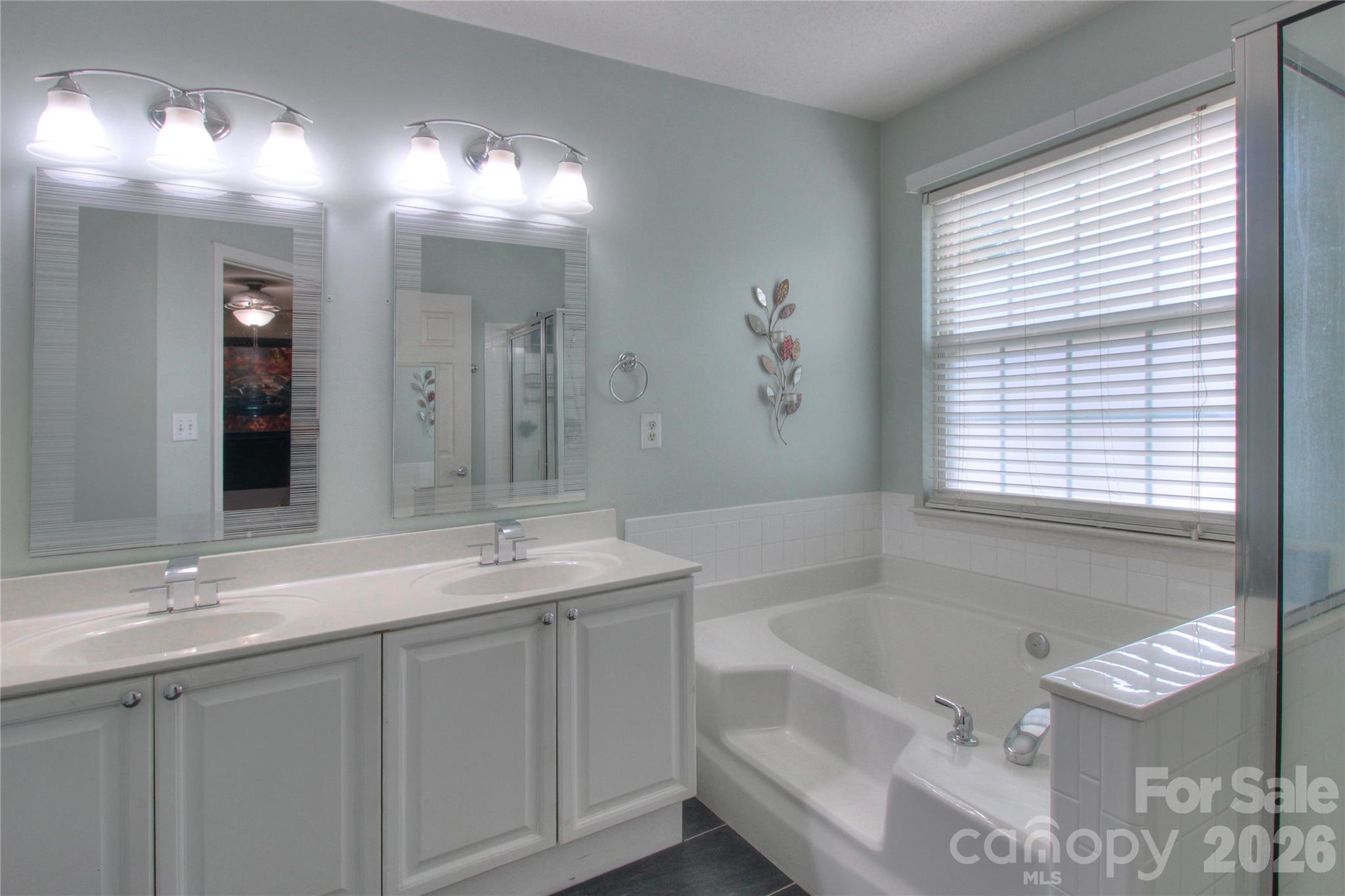 Single Family Residence at 7800 Kingston Drive, Waxhaw, photo 13 of 41
