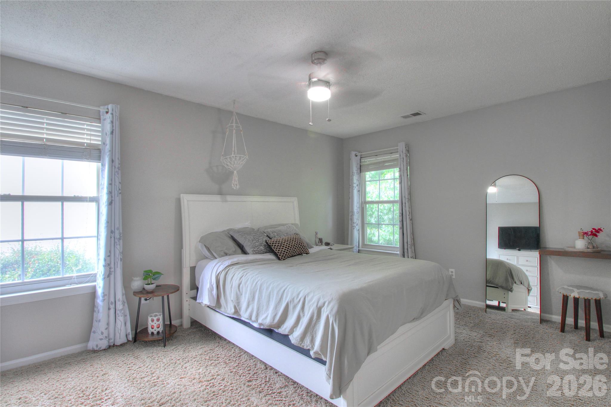Single Family Residence at 7800 Kingston Drive, Waxhaw, photo 16 of 41