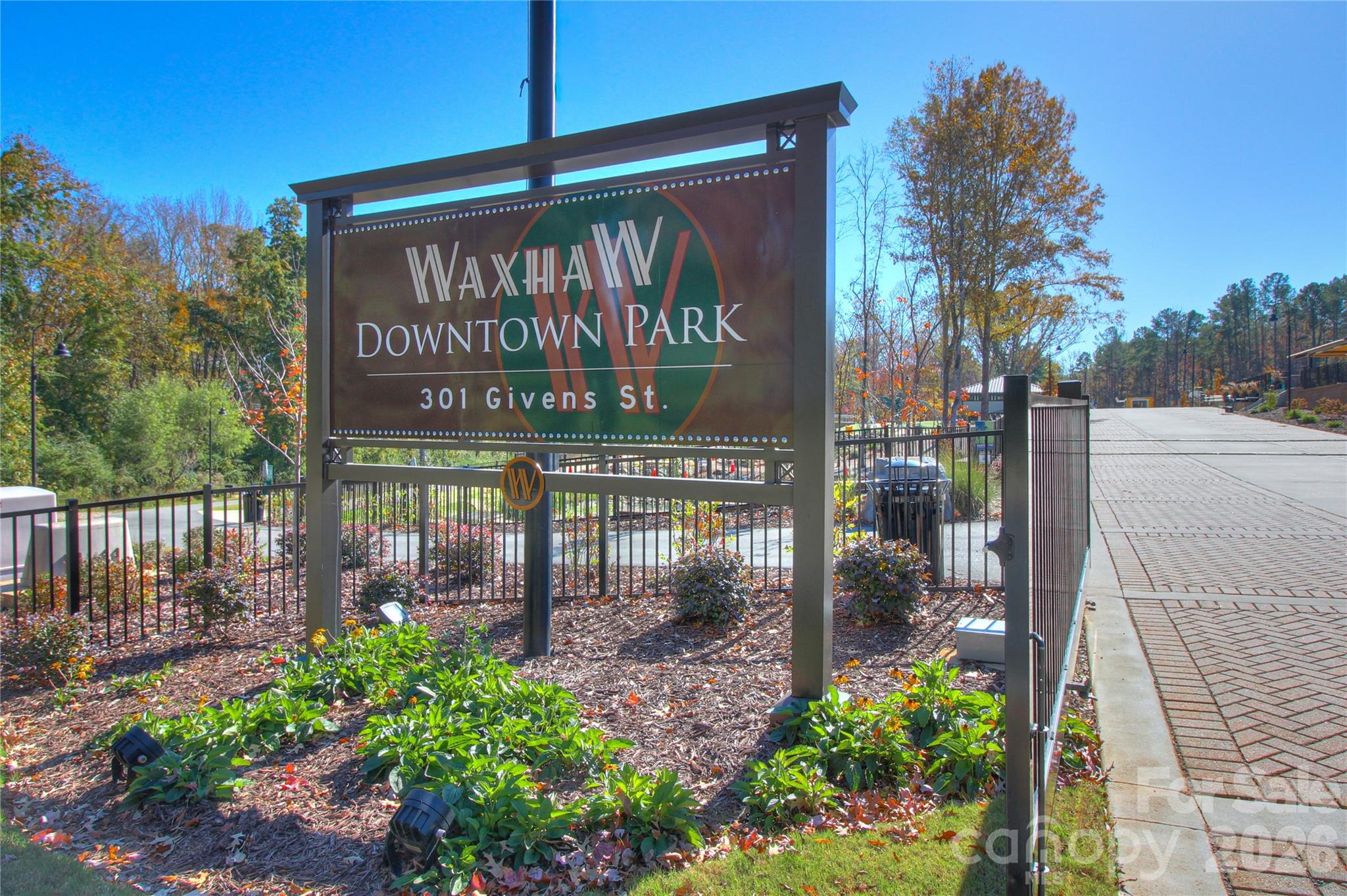 Single Family Residence at 7800 Kingston Drive, Waxhaw, photo 34 of 41