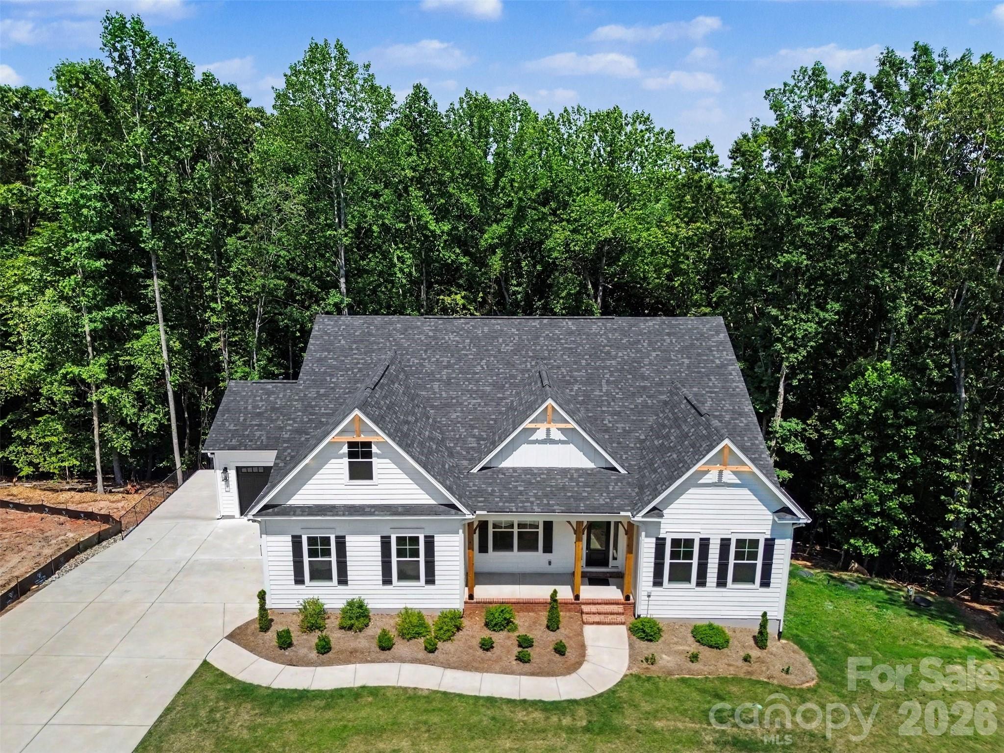 Single Family Residence at 131 High Lake Drive, Statesville, photo 13 of 48