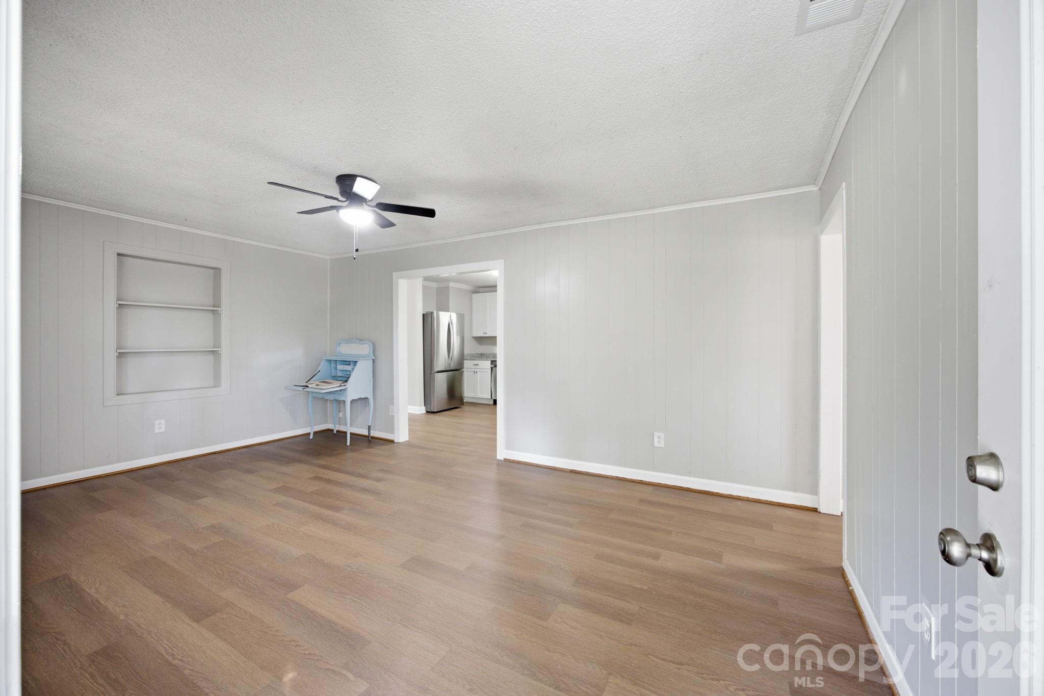 Single Family Residence at 3123 Castle Avenue, Hickory, photo 5 of 35