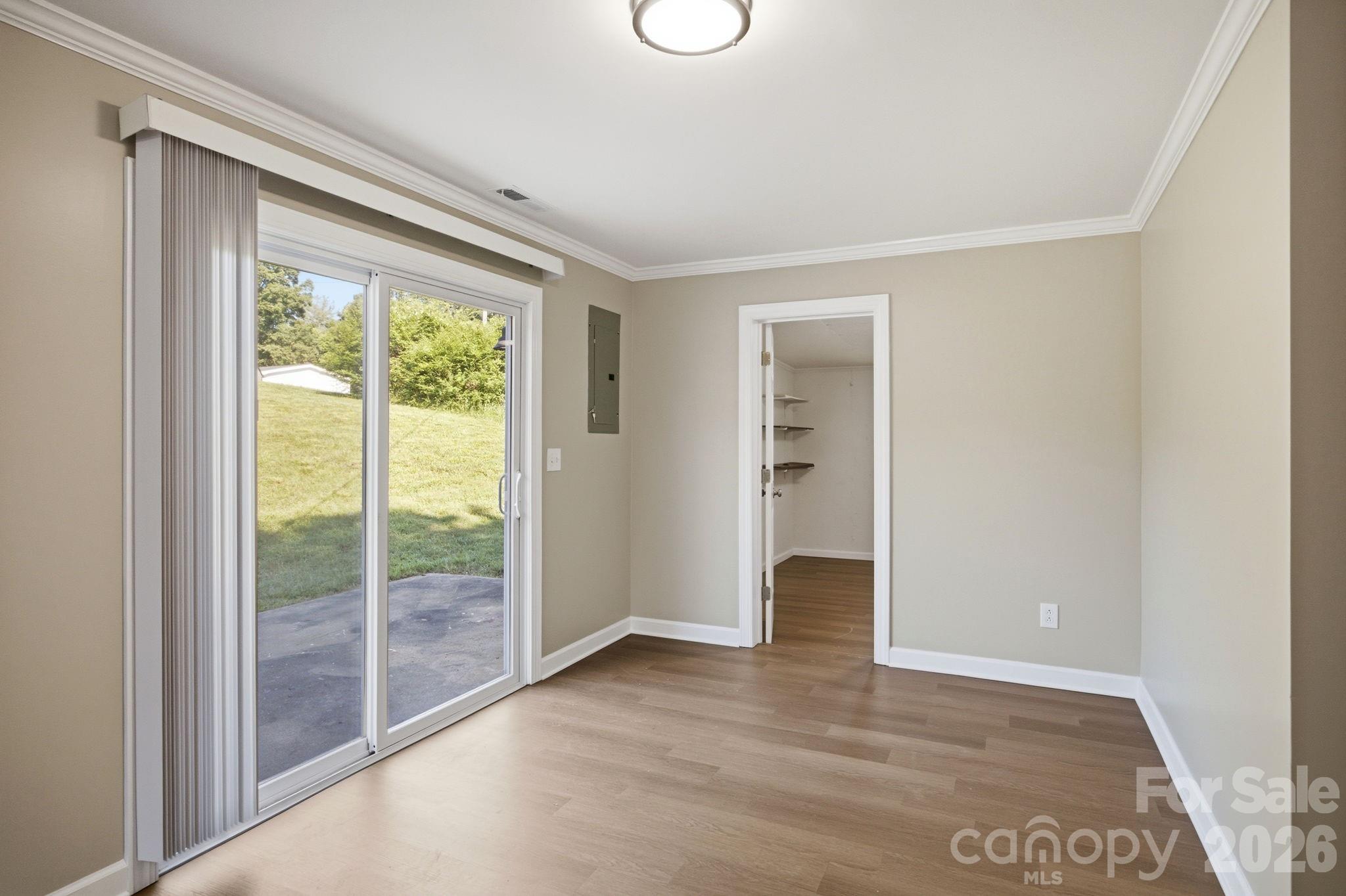 Single Family Residence at 3123 Castle Avenue, Hickory, photo 15 of 35
