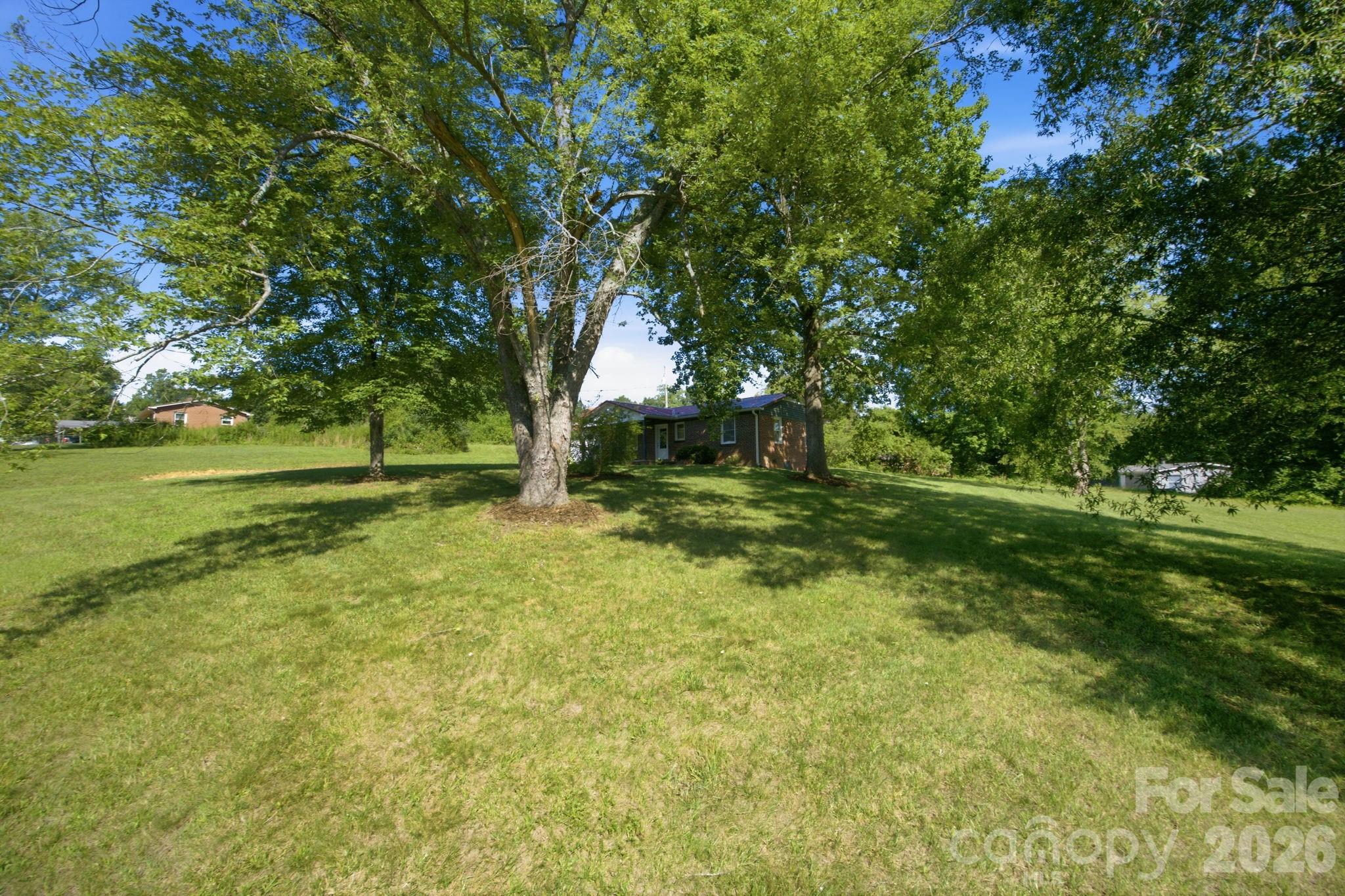 Single Family Residence at 3123 Castle Avenue, Hickory, photo 33 of 35