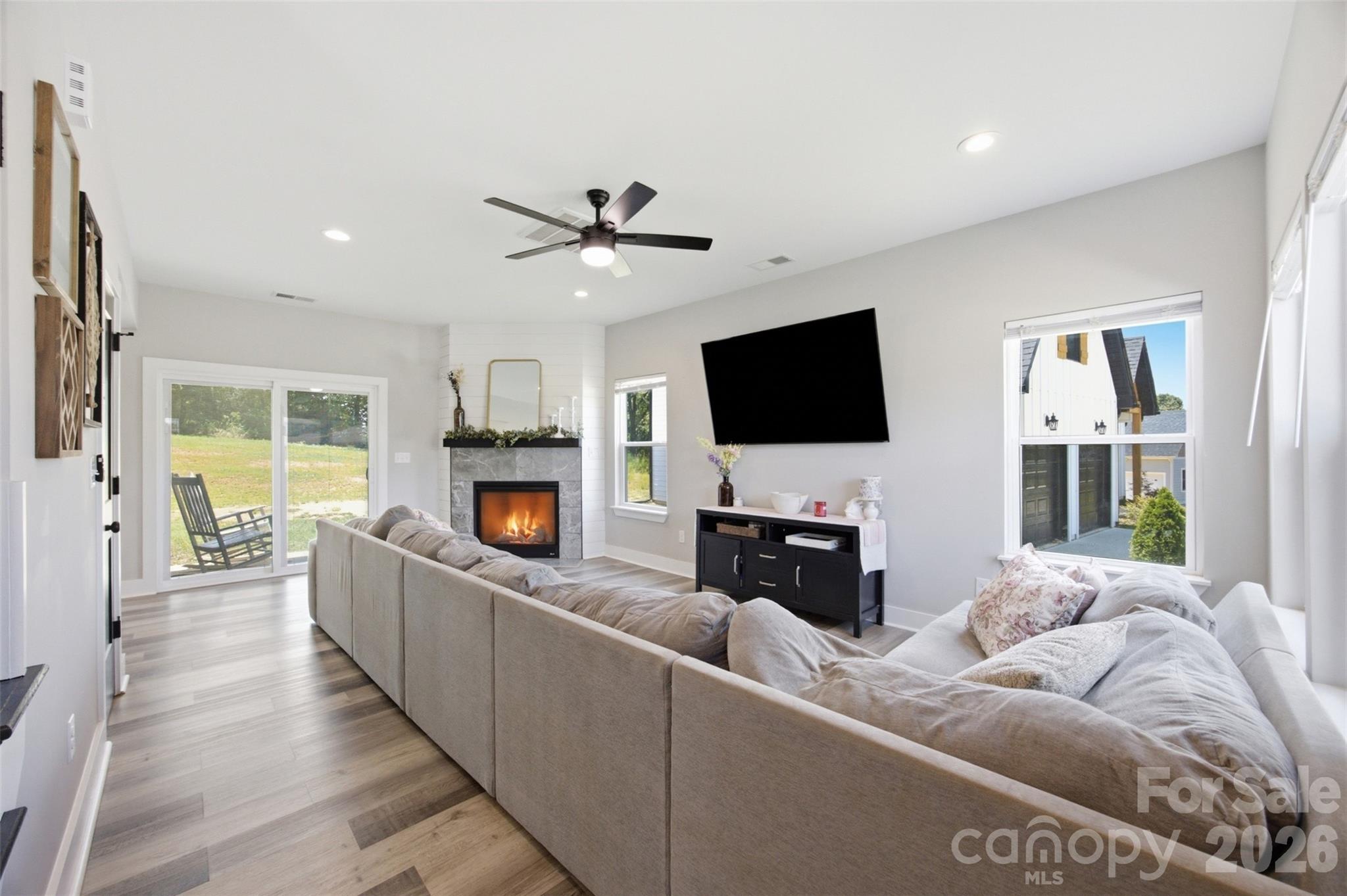 Single Family Residence at 1311 Dockery Drive, Shelby, photo 5 of 35