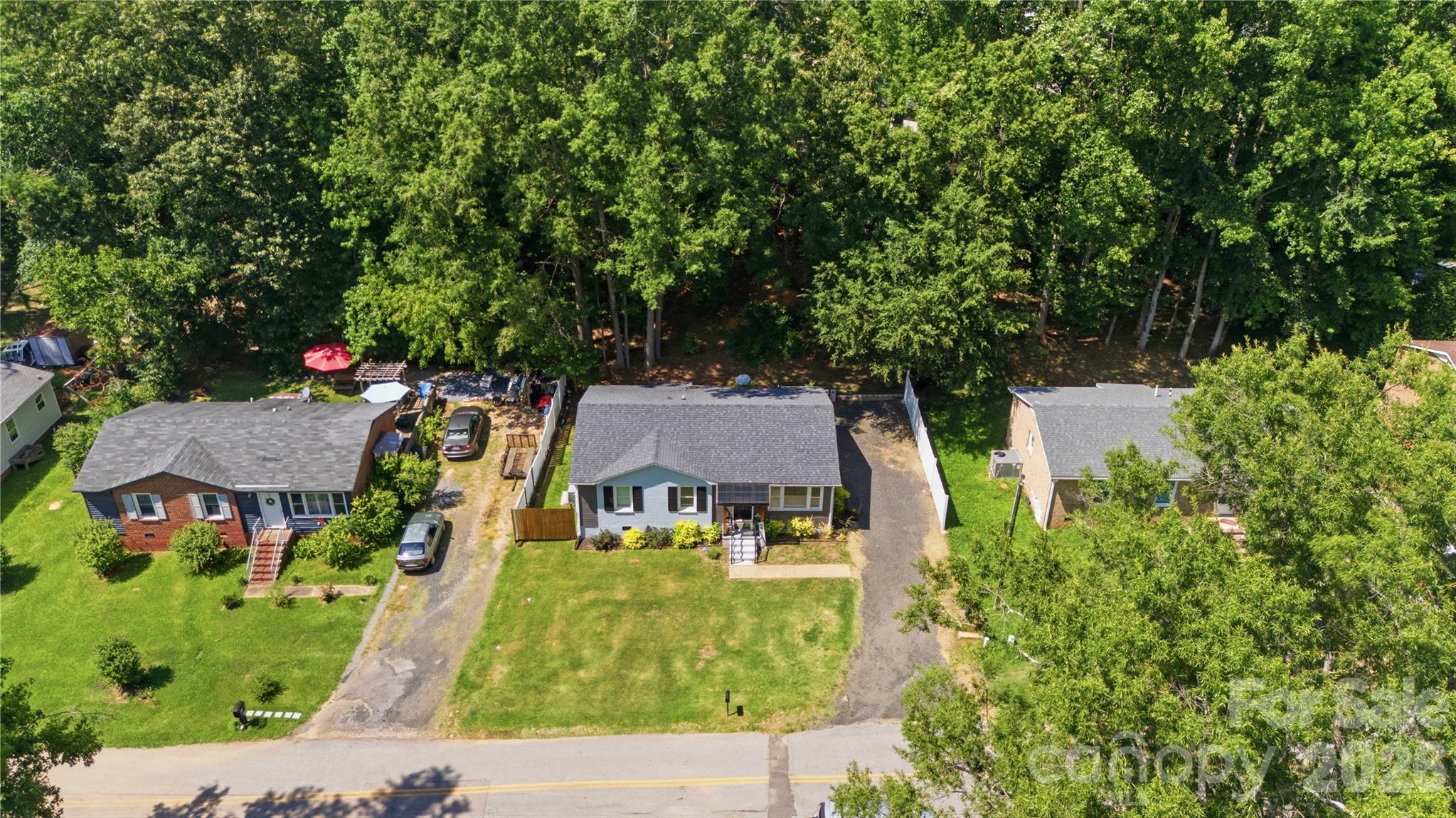 Single Family Residence at 131 Hickory Lane, York, photo 20 of 20